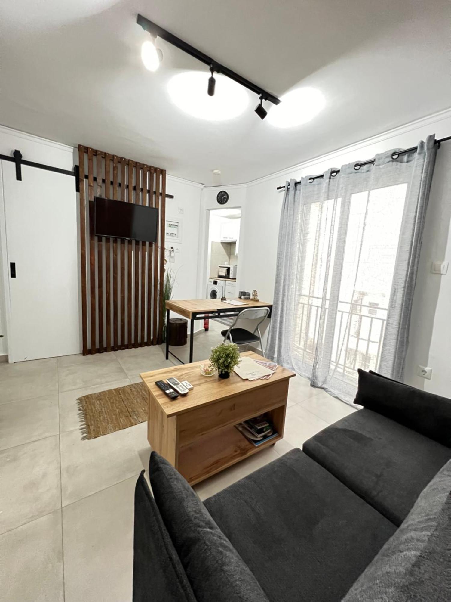 Apartment Olympus! Athens! In The Sky!! 20' Walk To The Acropolis *