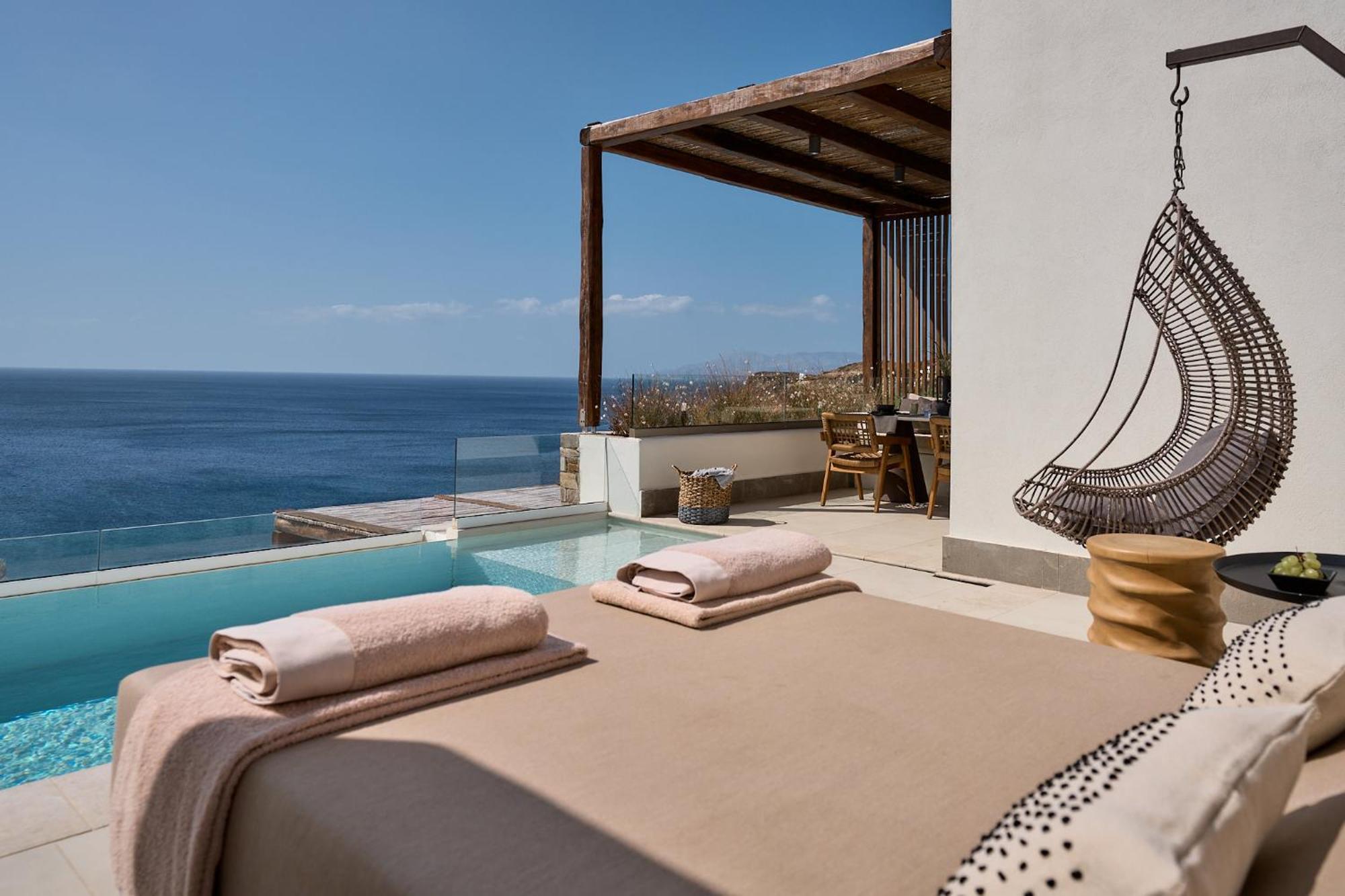 Hotel Ios Grand Pool 4*