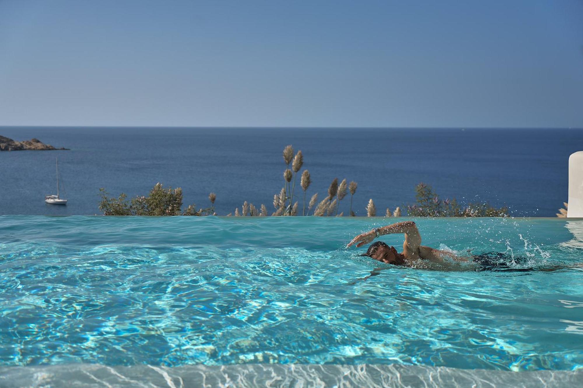 Hotel Ios Grand Pool 4*