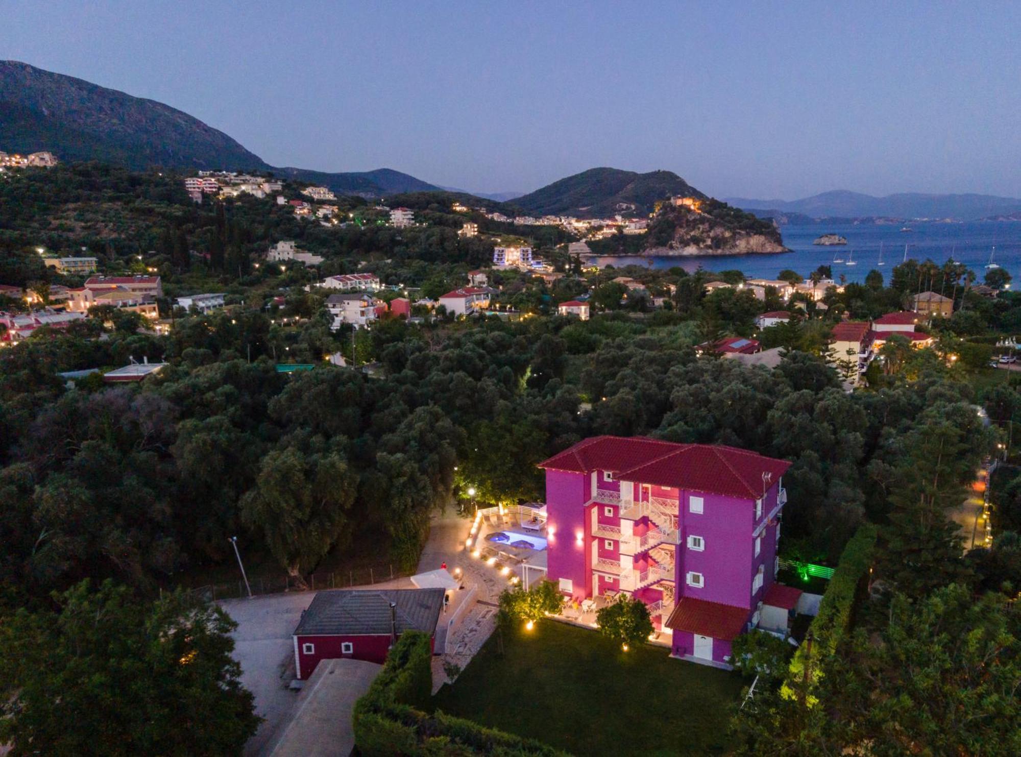 Ideal Boutique Parga