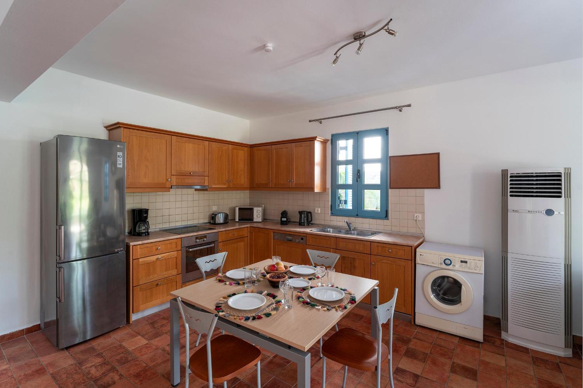 Oceanis Villa Lindos (Rhodes)