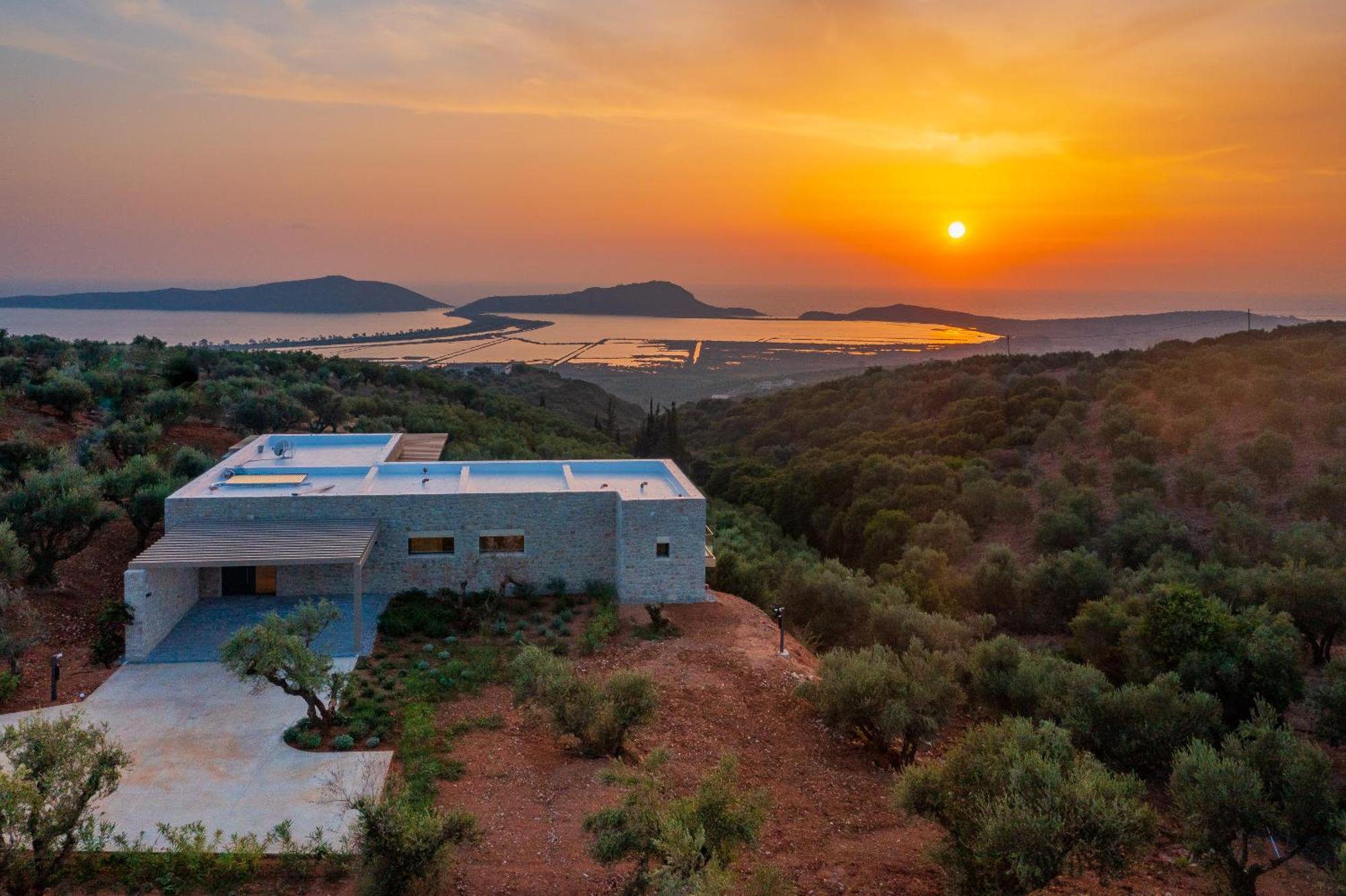 Messinian Nest Villa