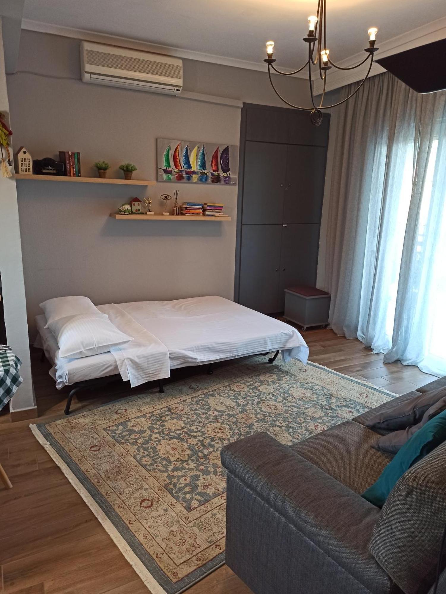 Front Apartment