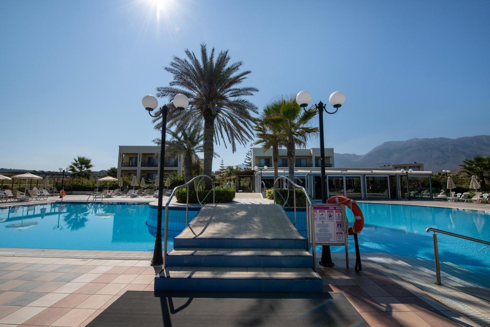 Resort Hydramis Palace