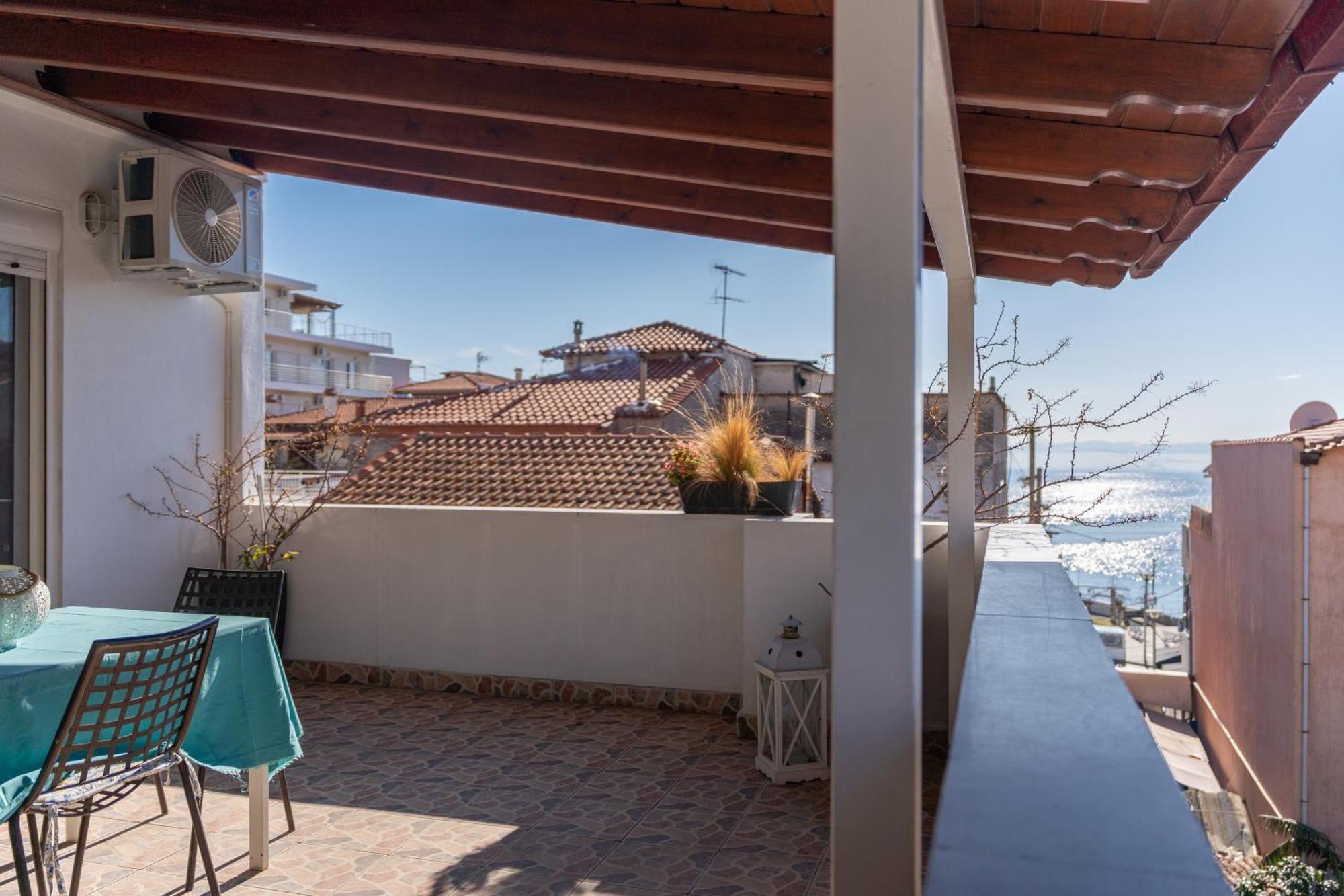 Apartment The Sunset Balcony Neos Marmaras