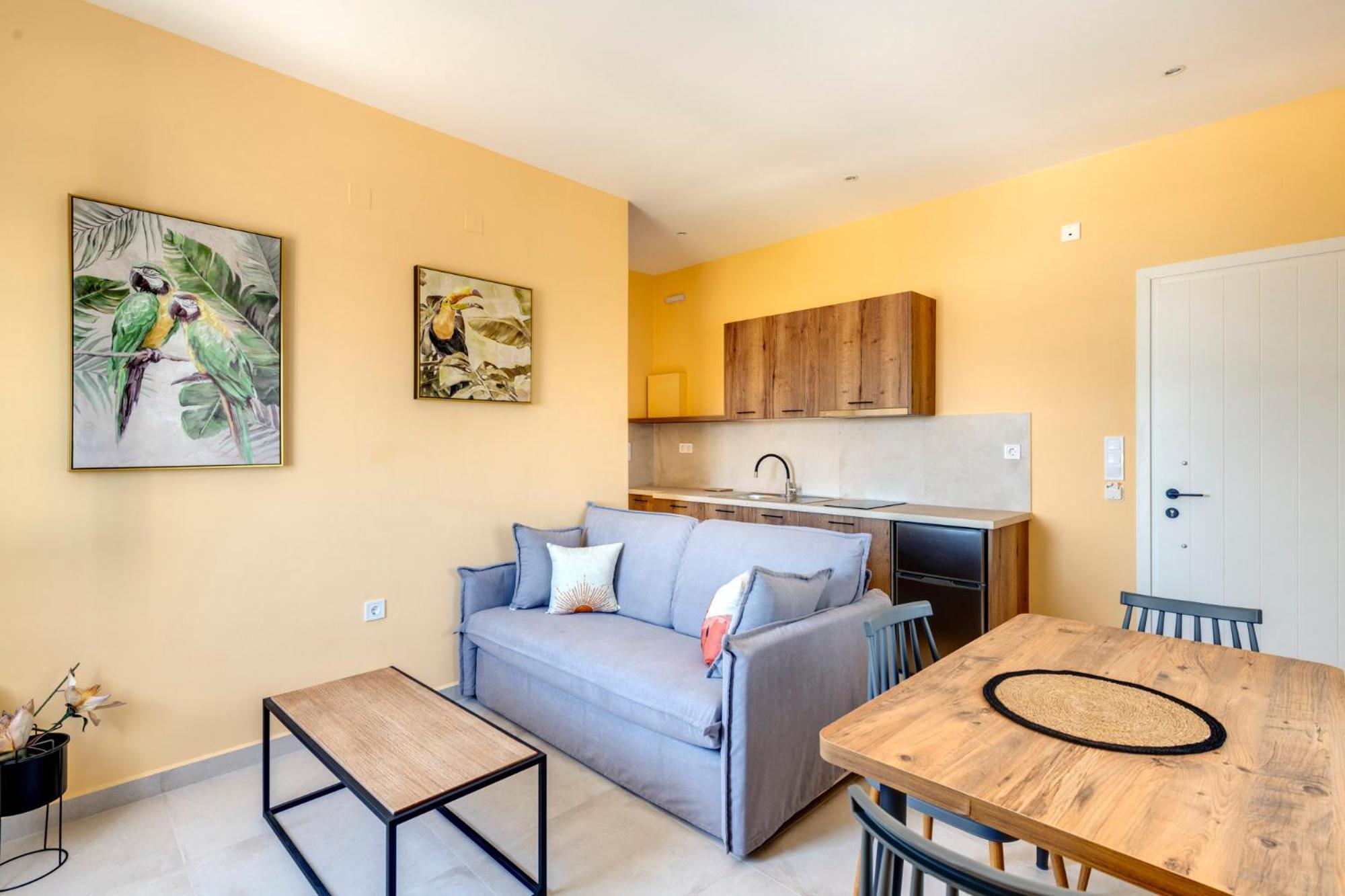 Armenaki Apartment *