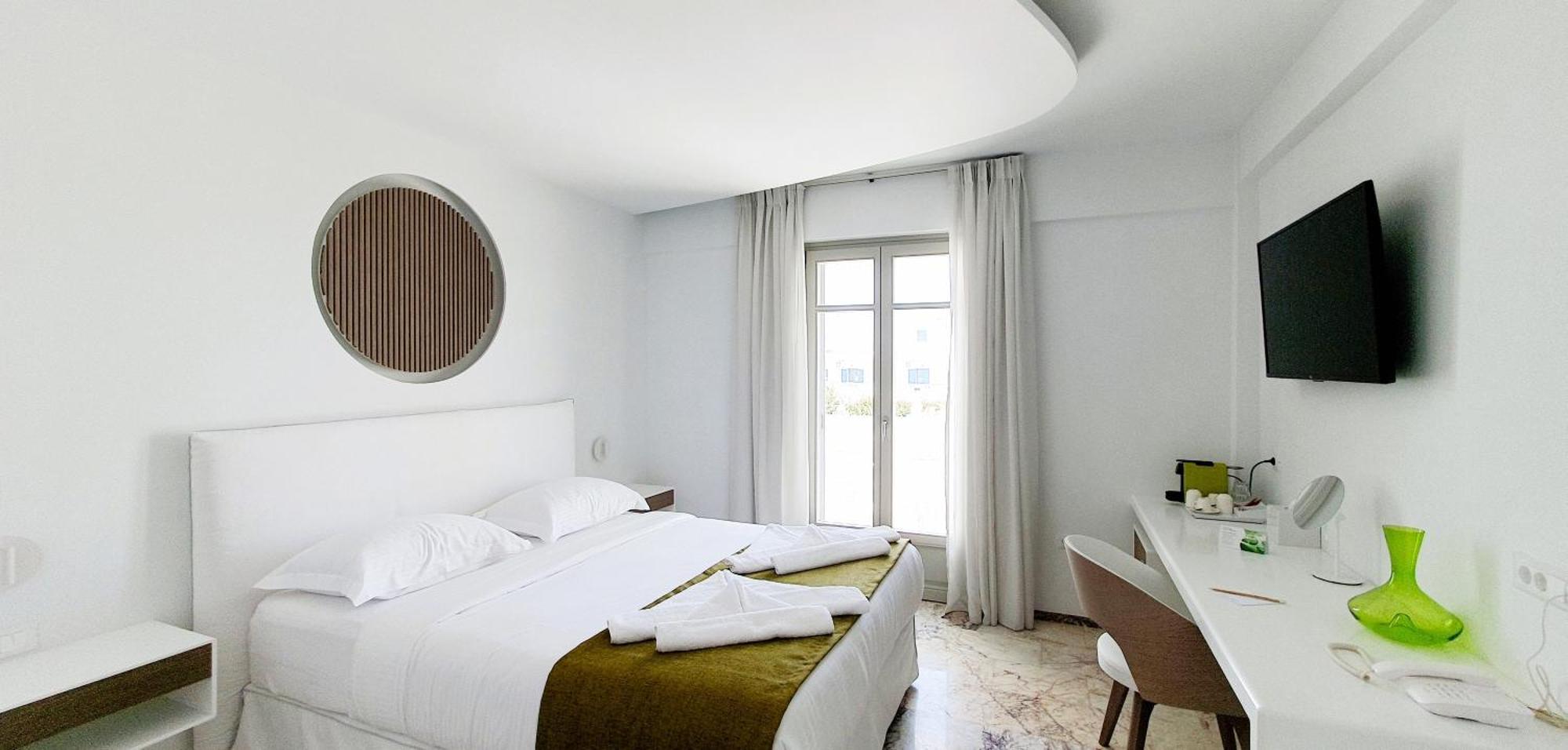 Hotel Tzanis