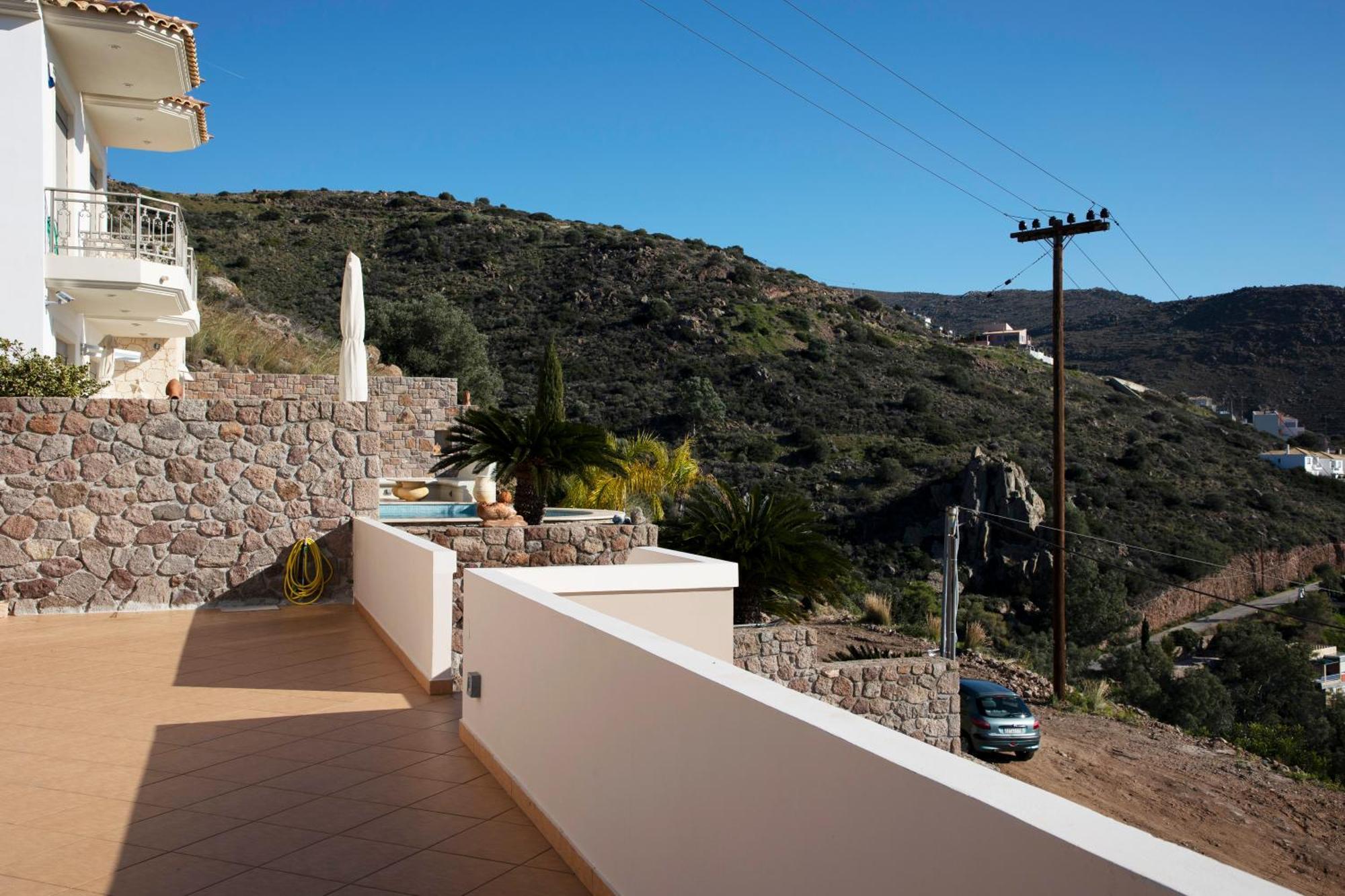 Aegina Sea View Villa *