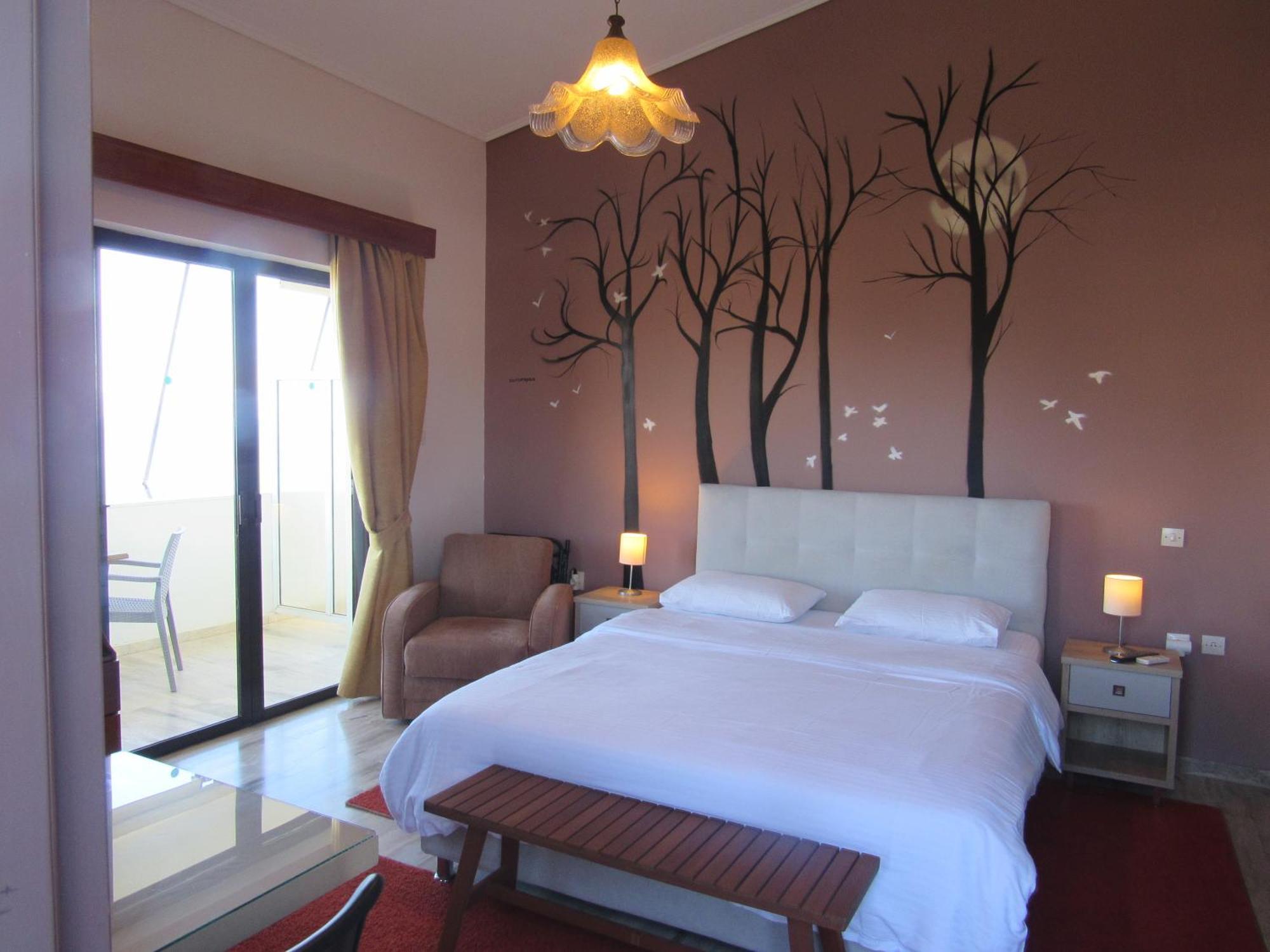 Kallisto Aparthotel 2*