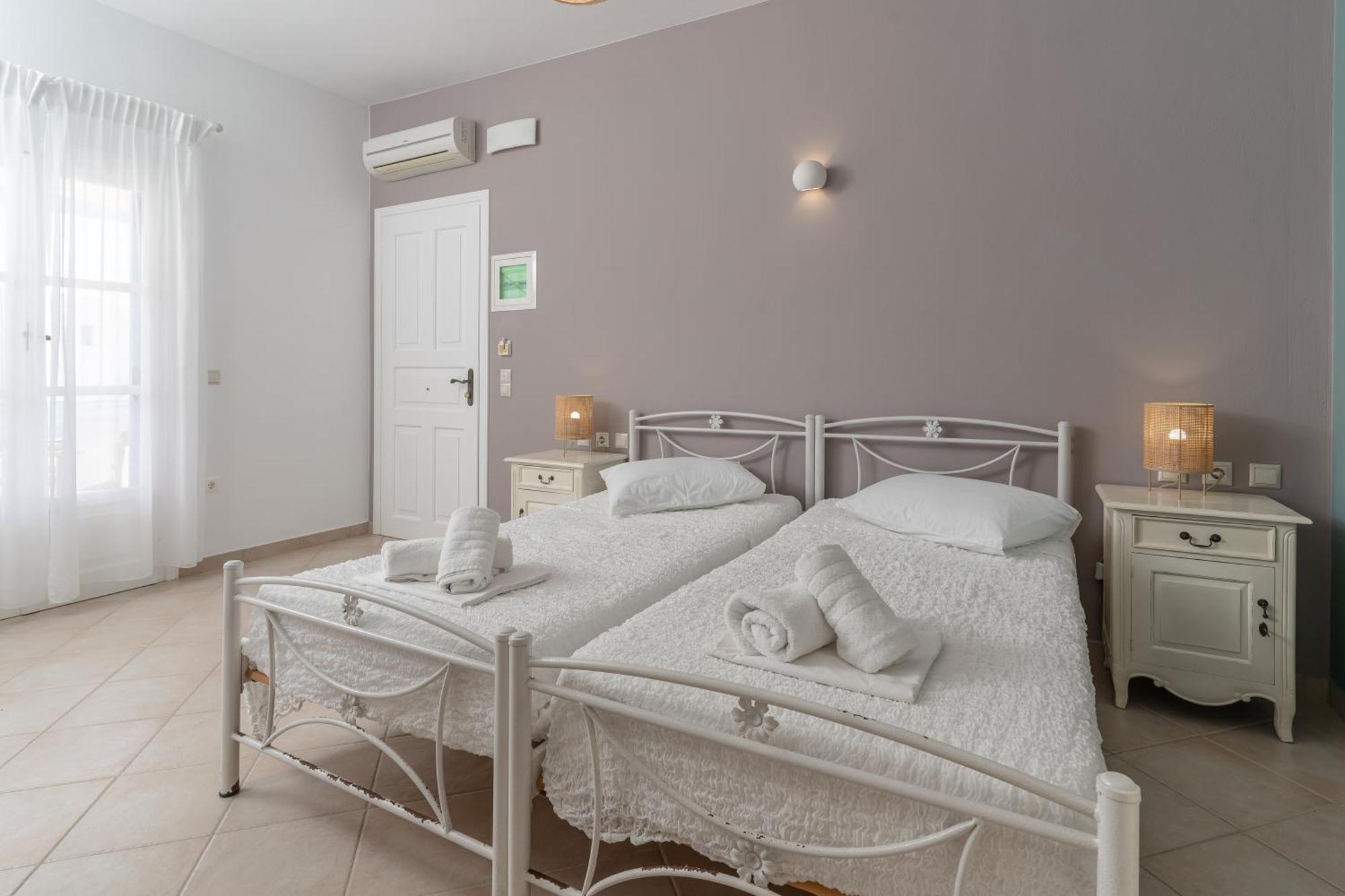 Apartment Niriides Boutique *