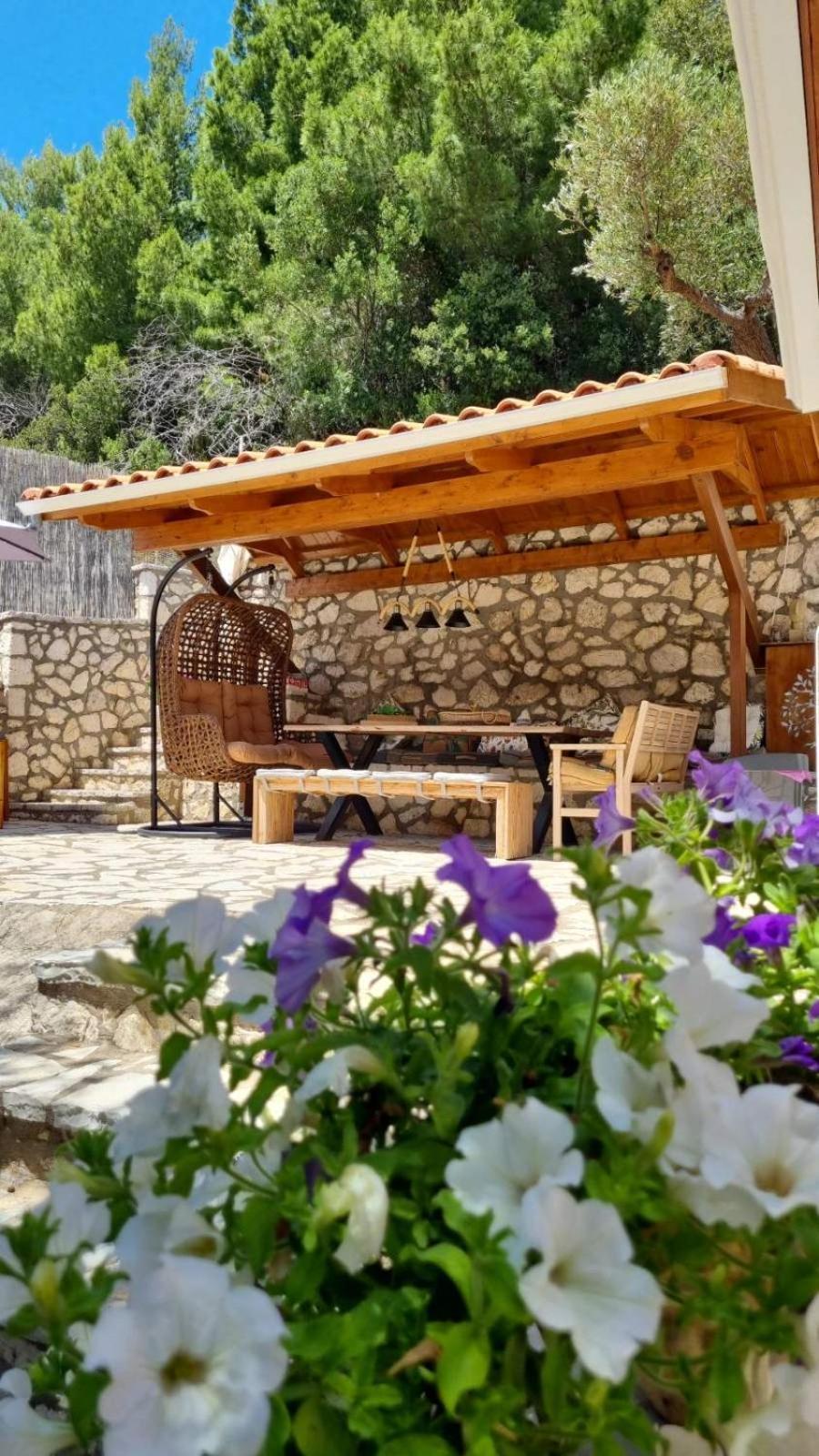Apartment Rania Agios Nikitas