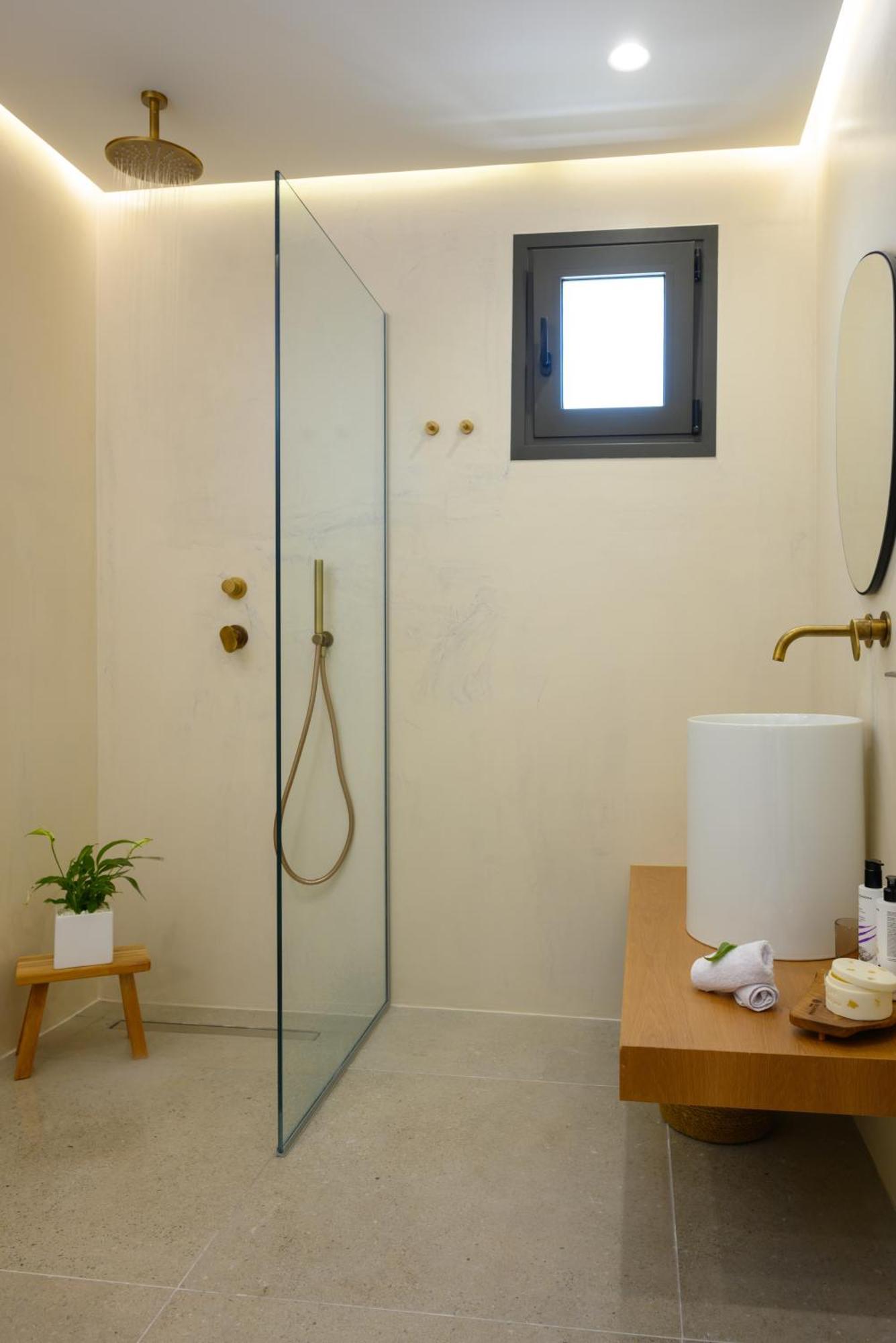 Kalos Luxury Homes, Beachside Experience Voulisma * Istro