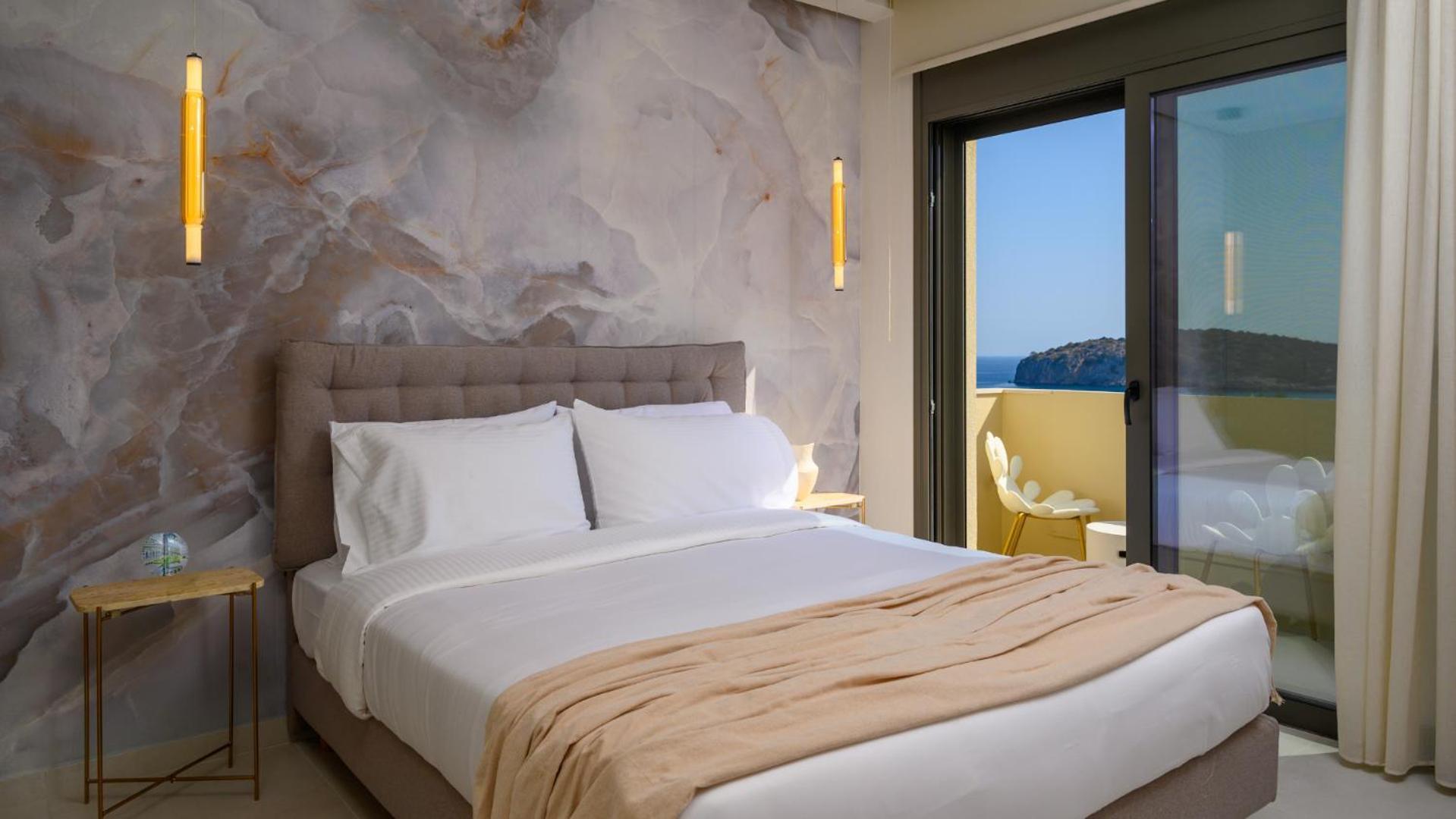 Holiday home Kalos Luxury Homes, Beachside Experience Voulisma *