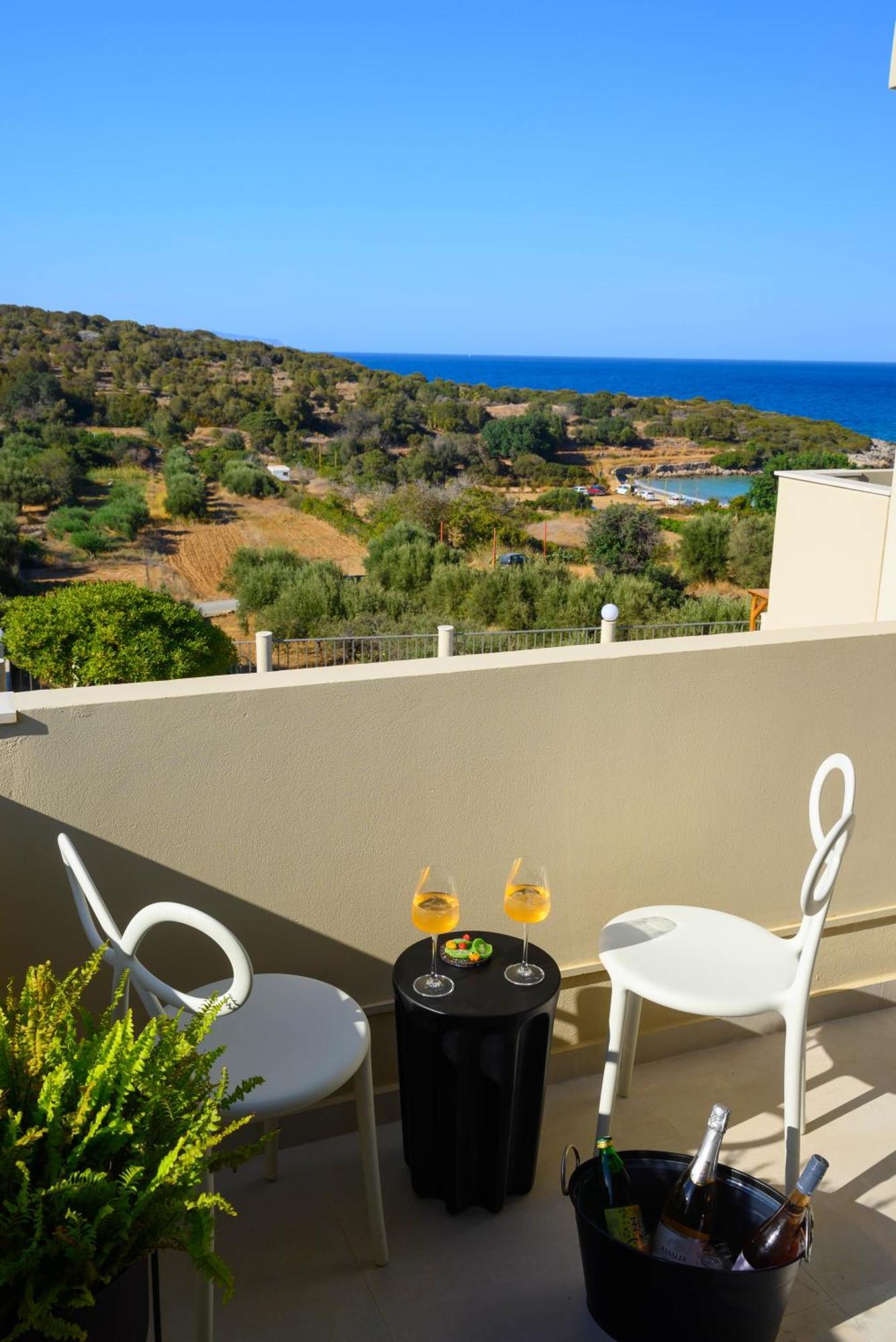 Holiday home Kalos Luxury Homes, Beachside Experience Voulisma Istro