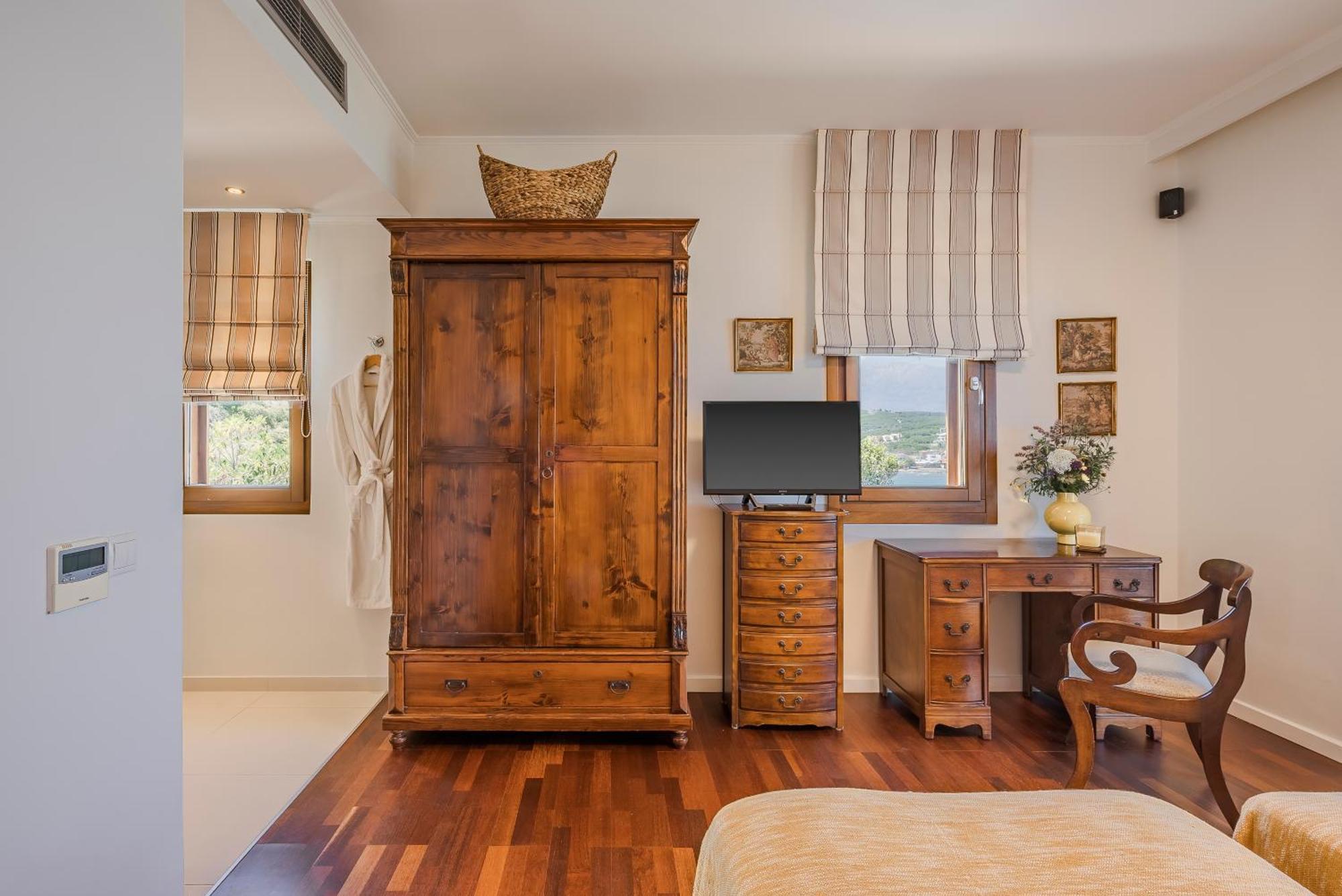 Villa Sk Place Luxury Seafront Chania