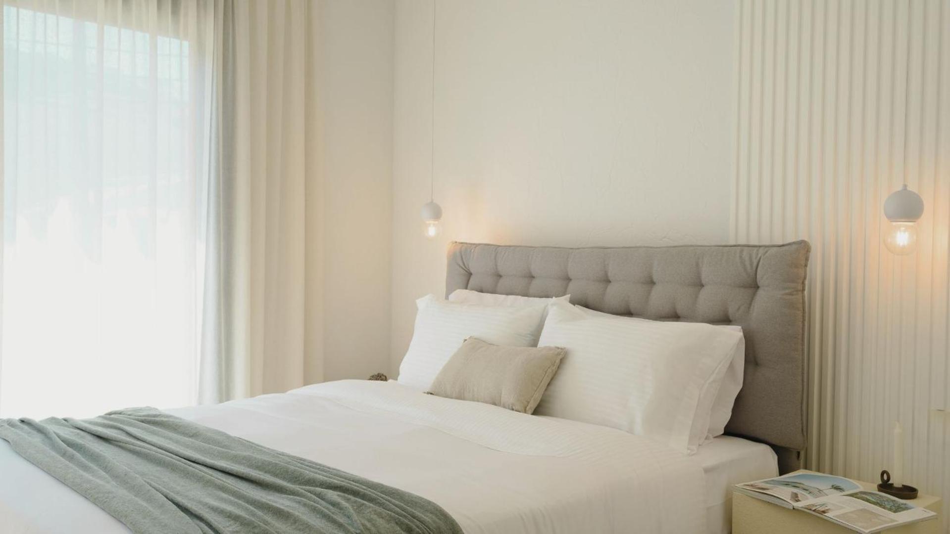 Kalos Luxury Homes, Beachside Experience Voulisma Holiday home *