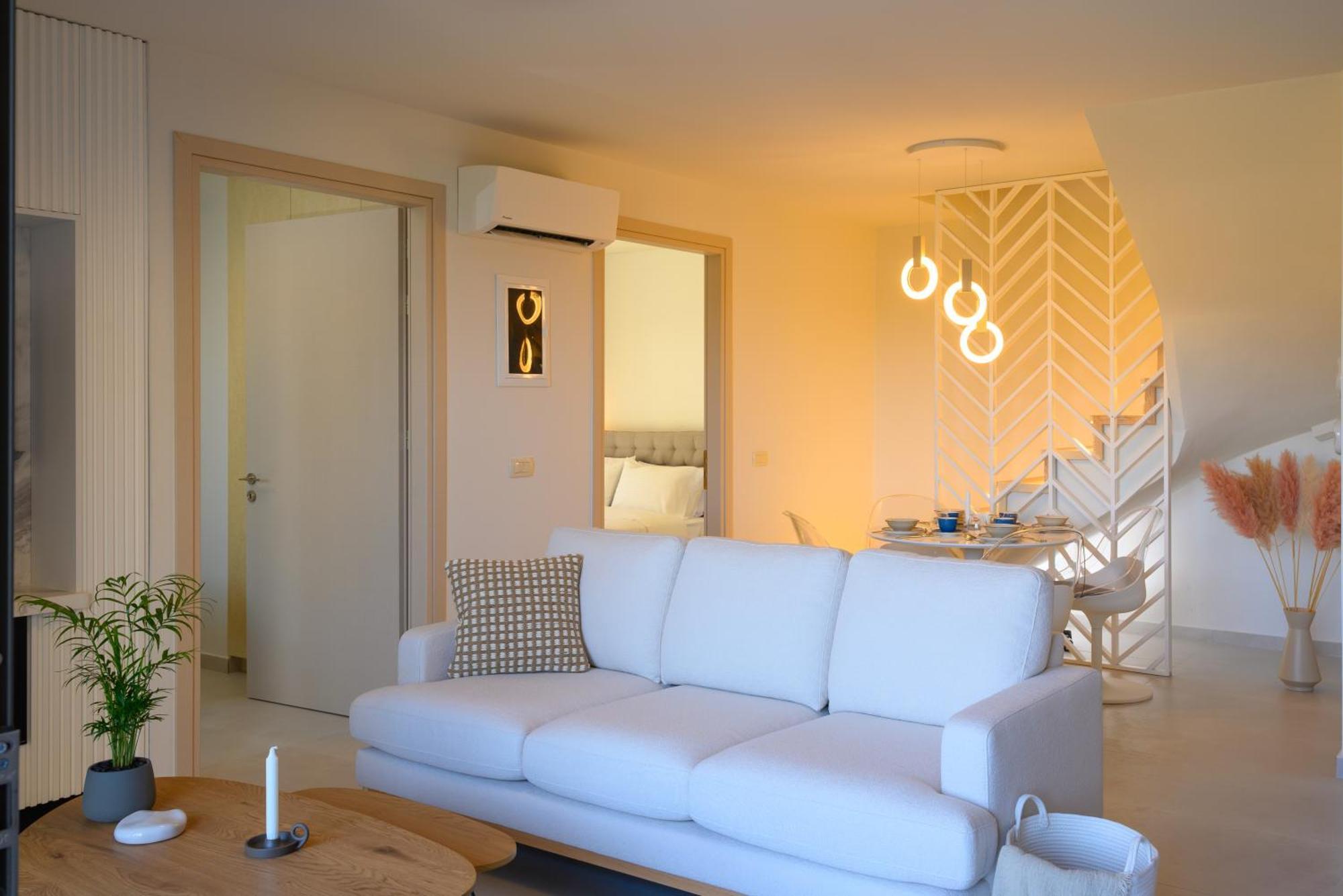 Kalos Luxury Homes, Beachside Experience Voulisma Istro