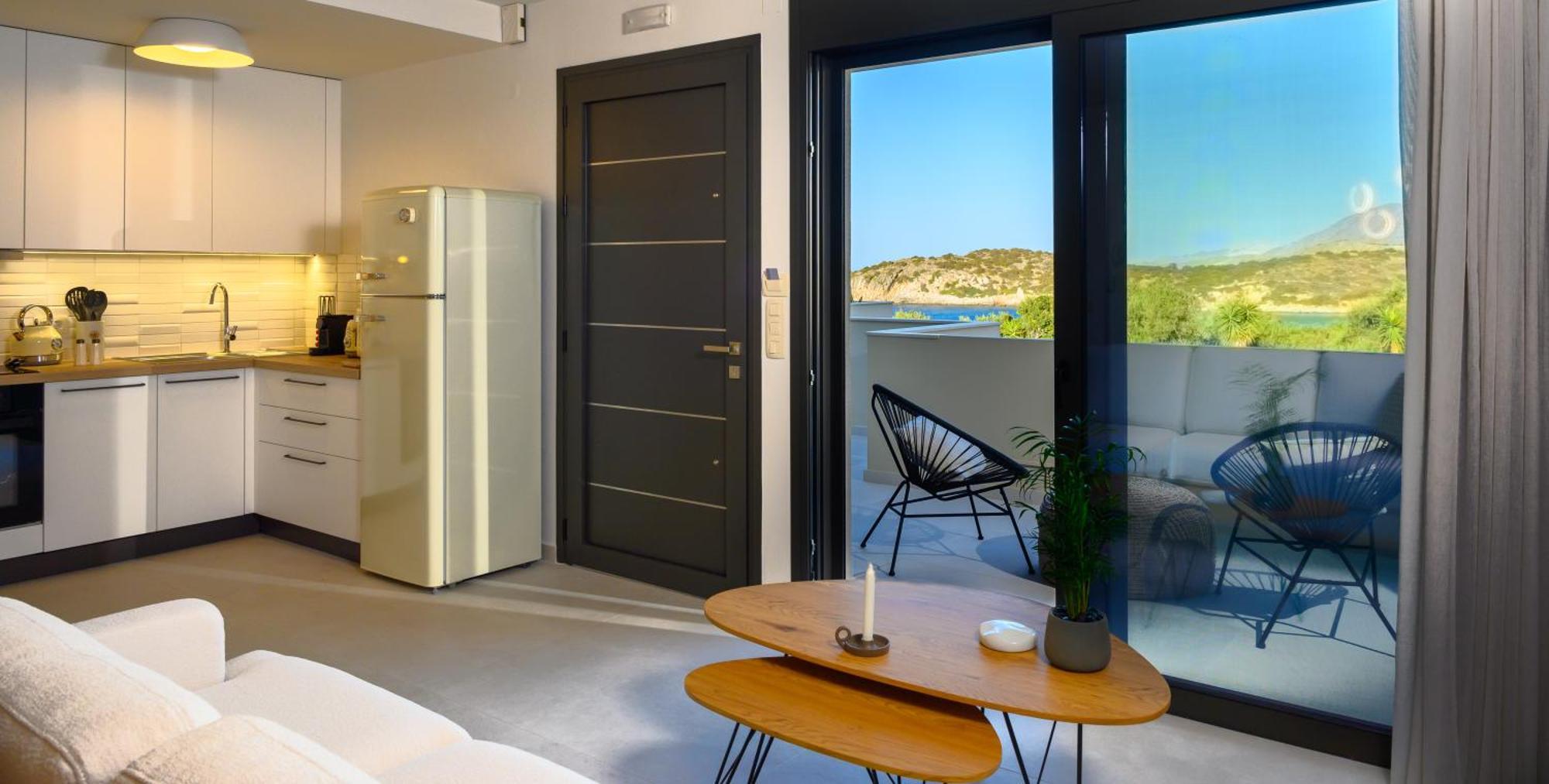 Kalos Luxury Homes, Beachside Experience Voulisma *