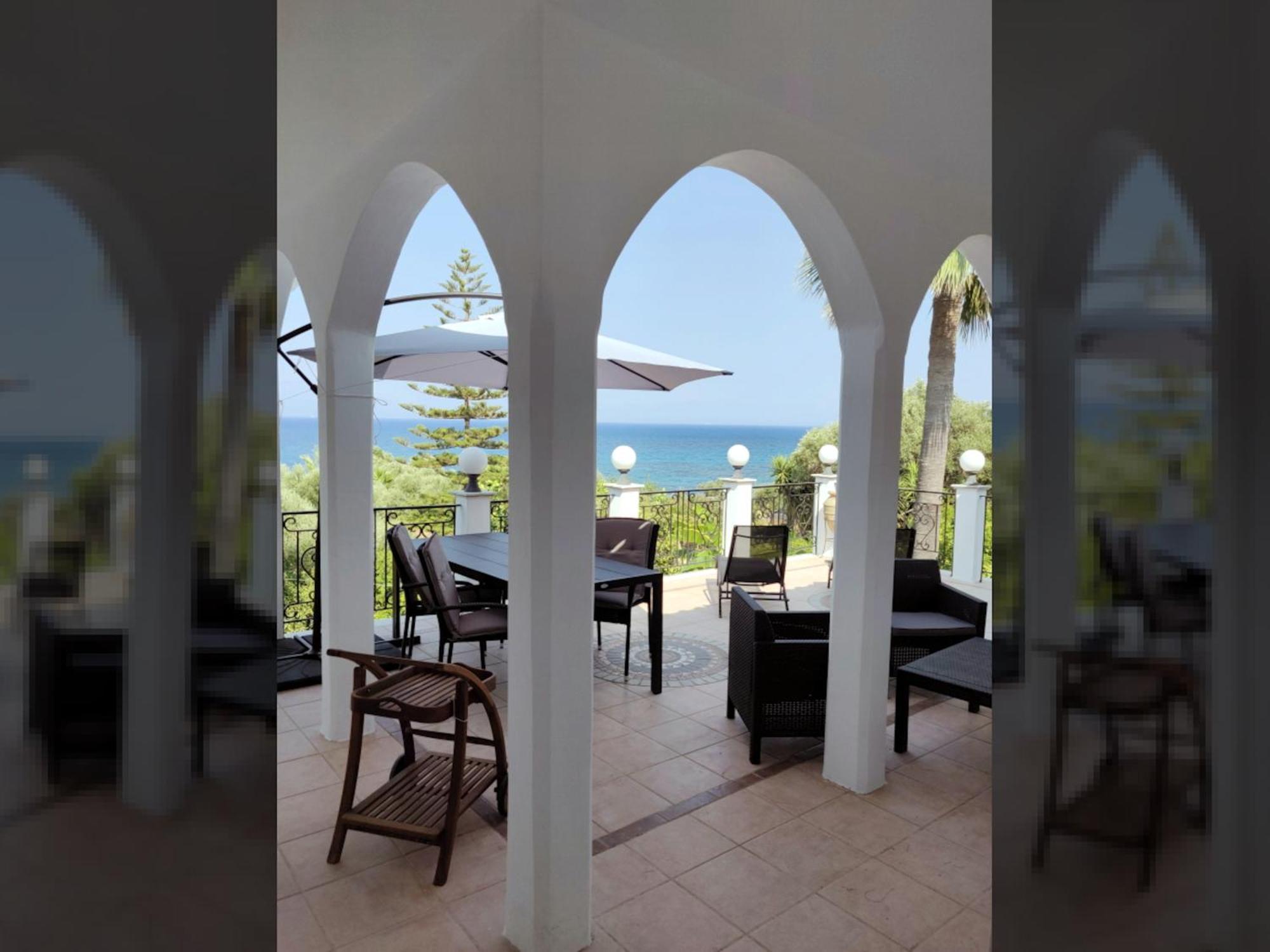 Arokariapartments Holiday home