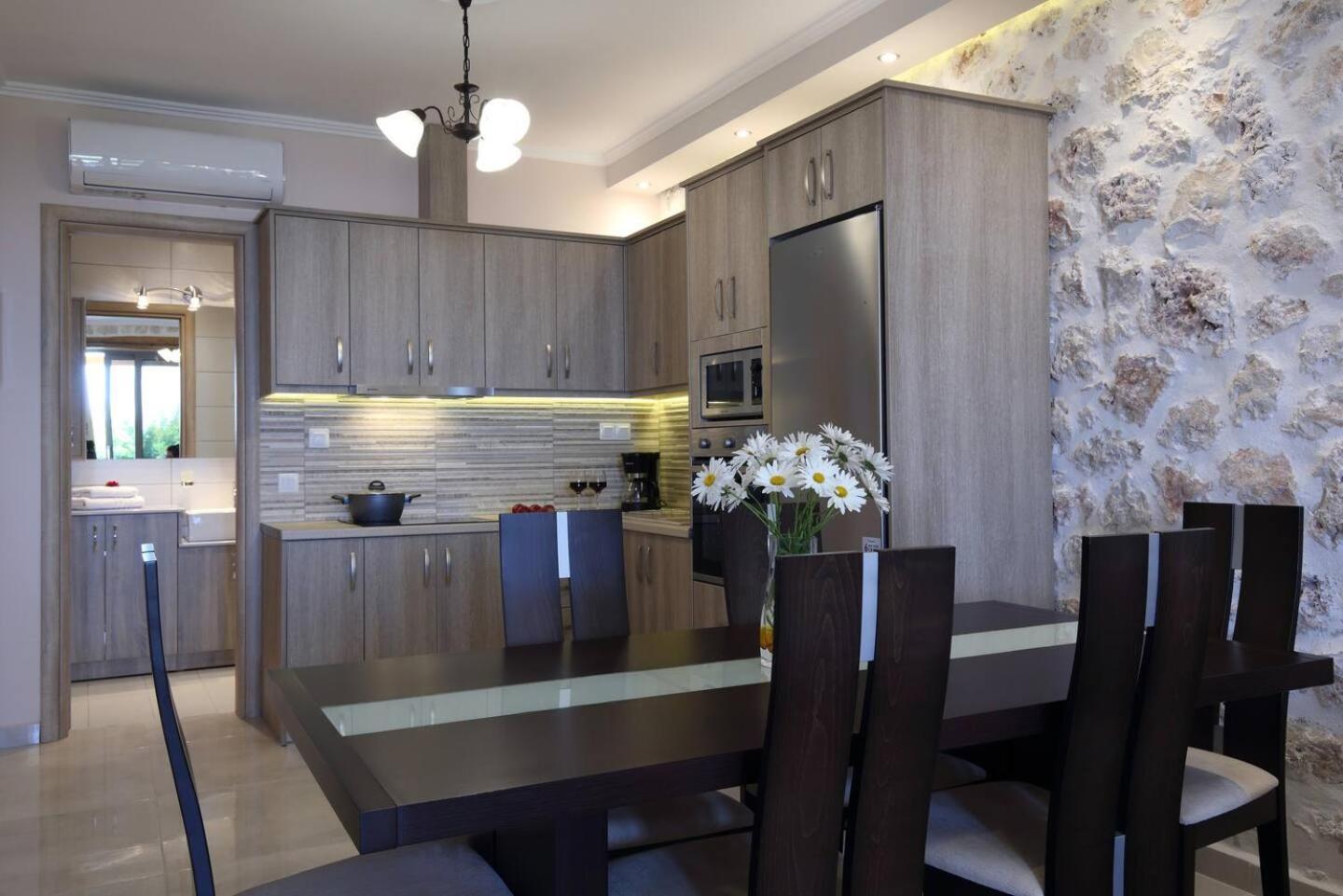 Goudis Villa Tsoukaladhes