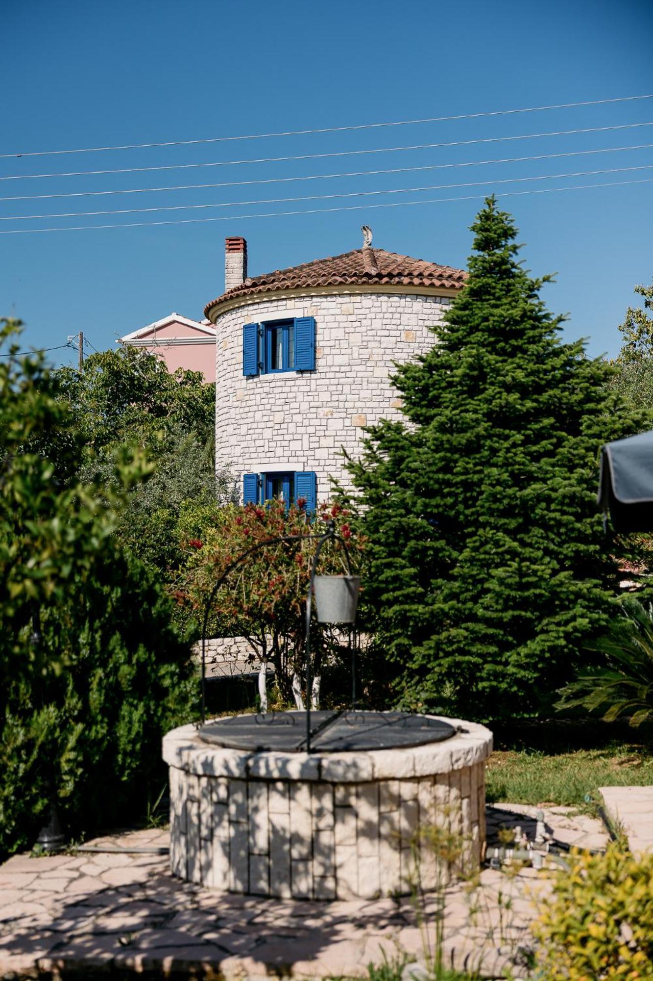 Apartment Mathraki *