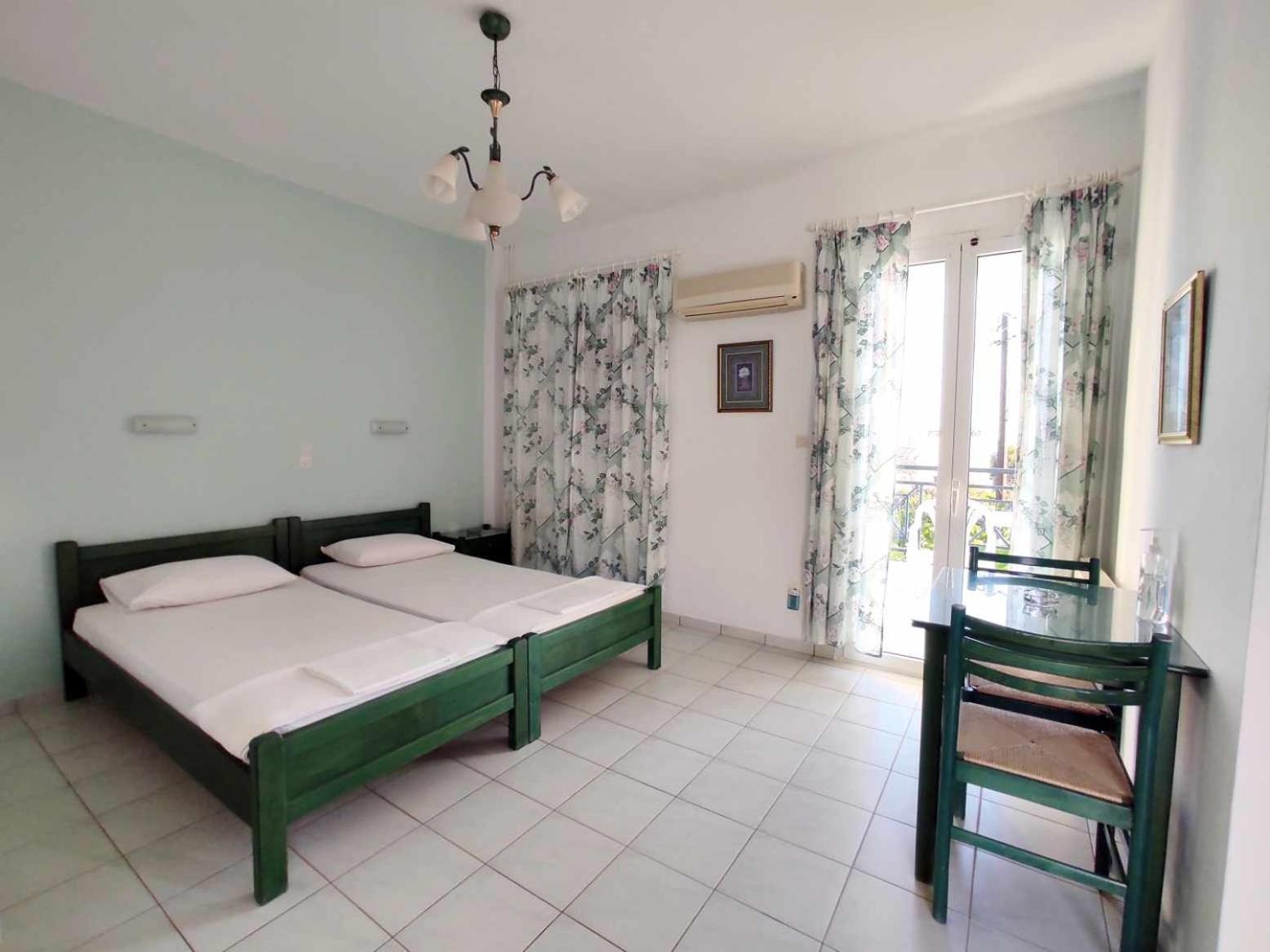 Apartment Zefiros Kipri (Andros)