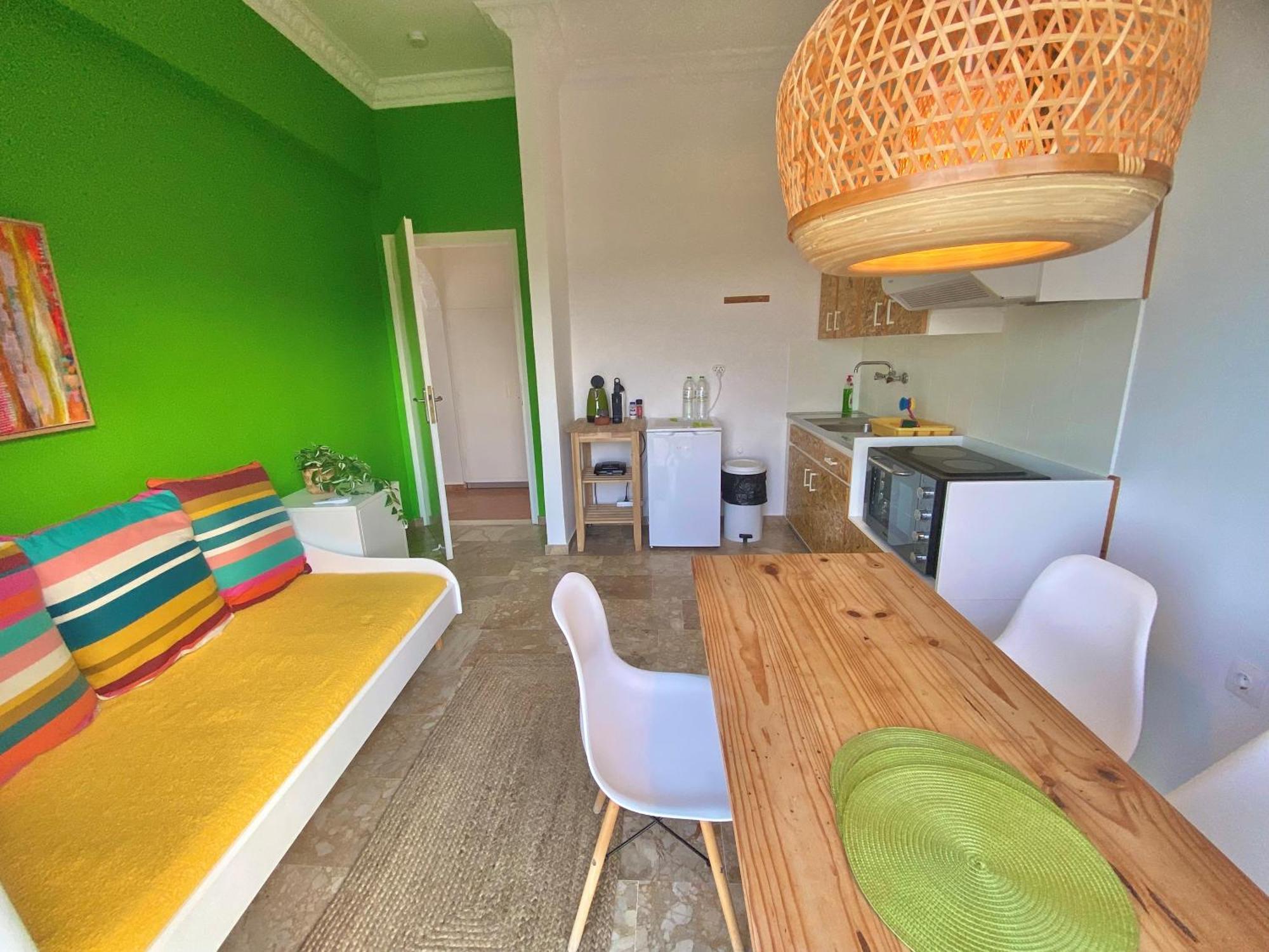 The Beachhouse Apartment Vagia (Aegina)