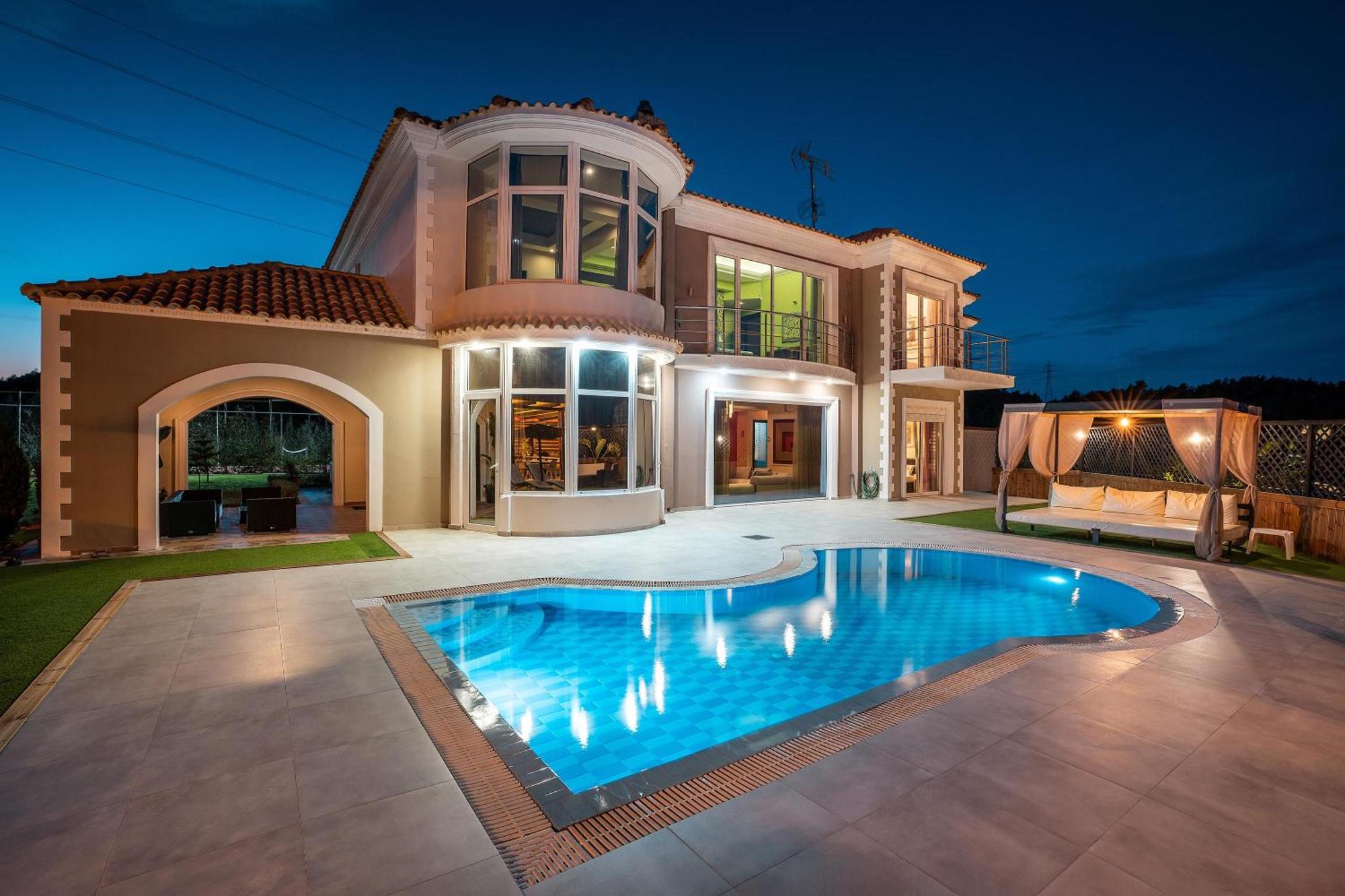Villa Paramithia *