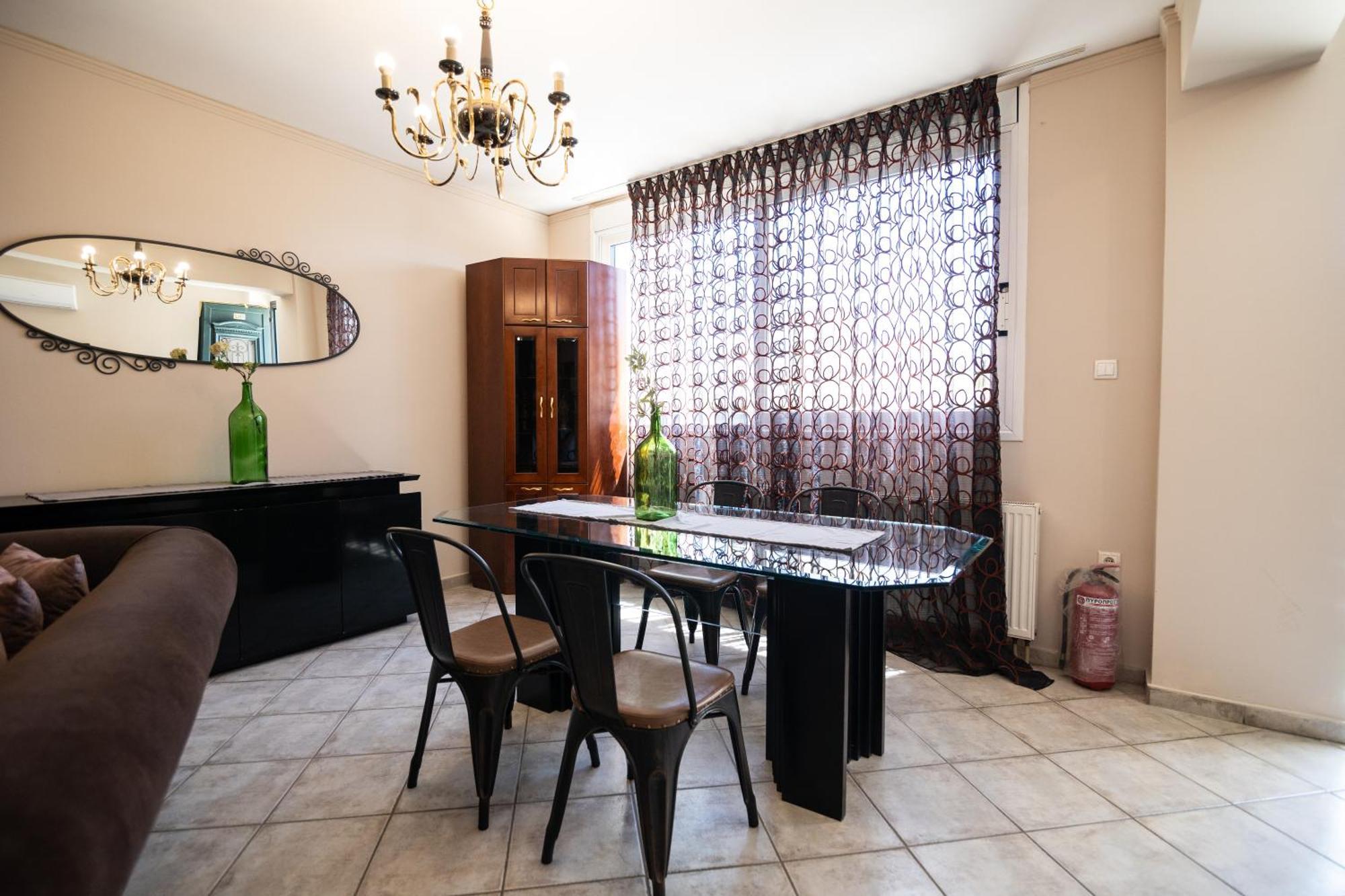 Votsalakia & Luxury Hotel Selinia