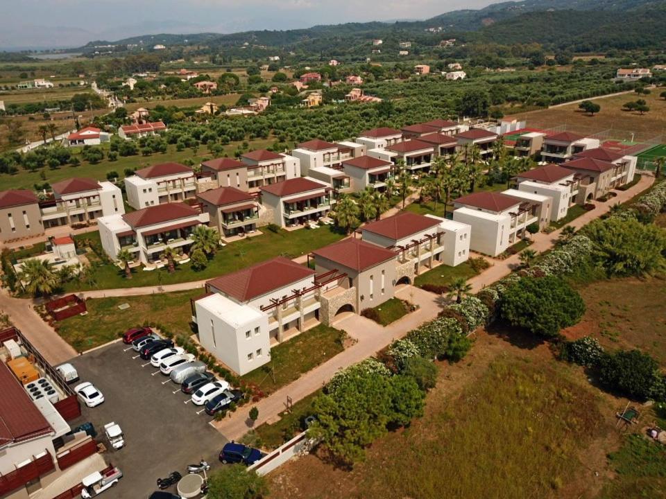 Almyros Hotel
