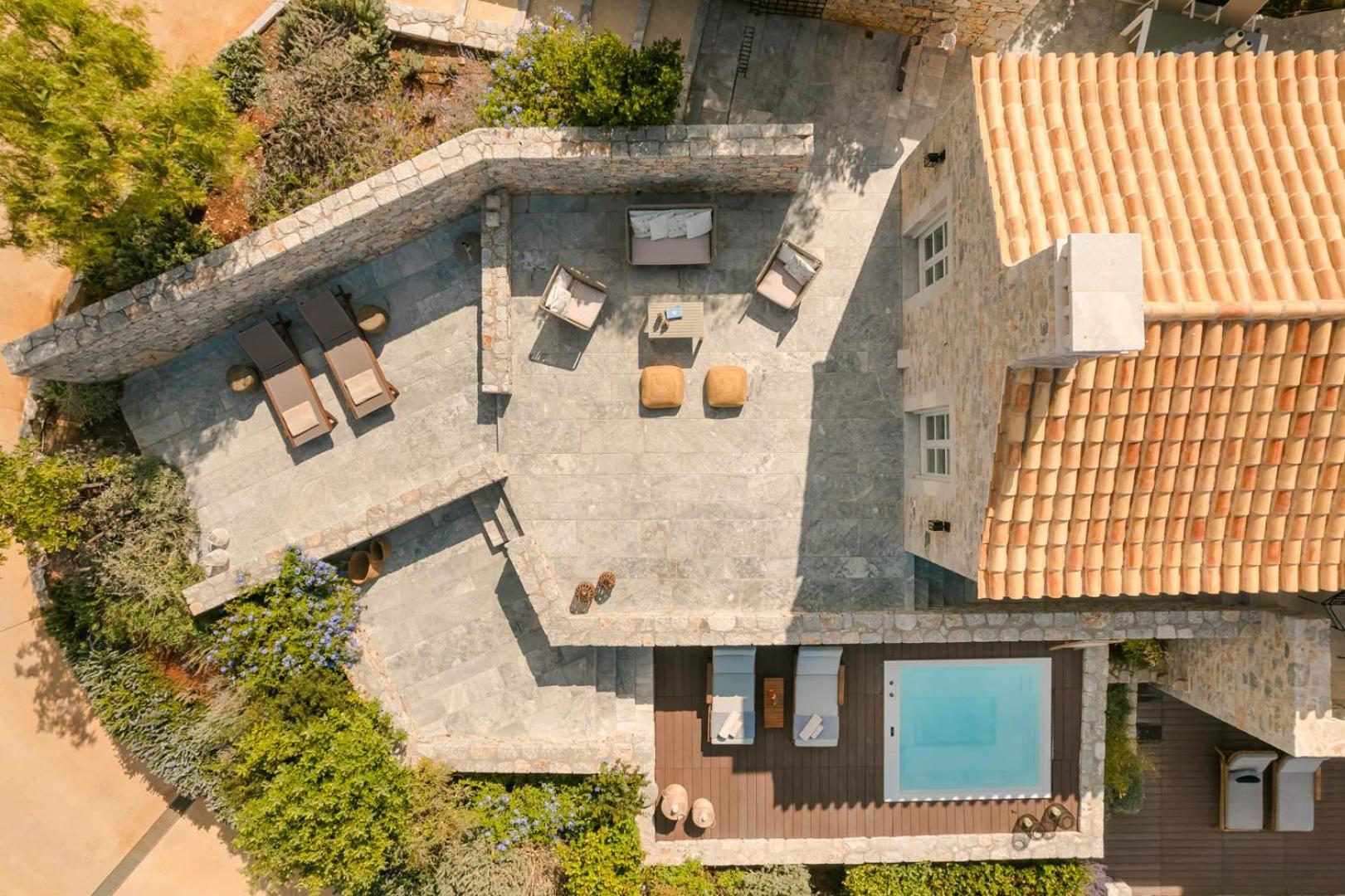 Aria Estate & Hotel