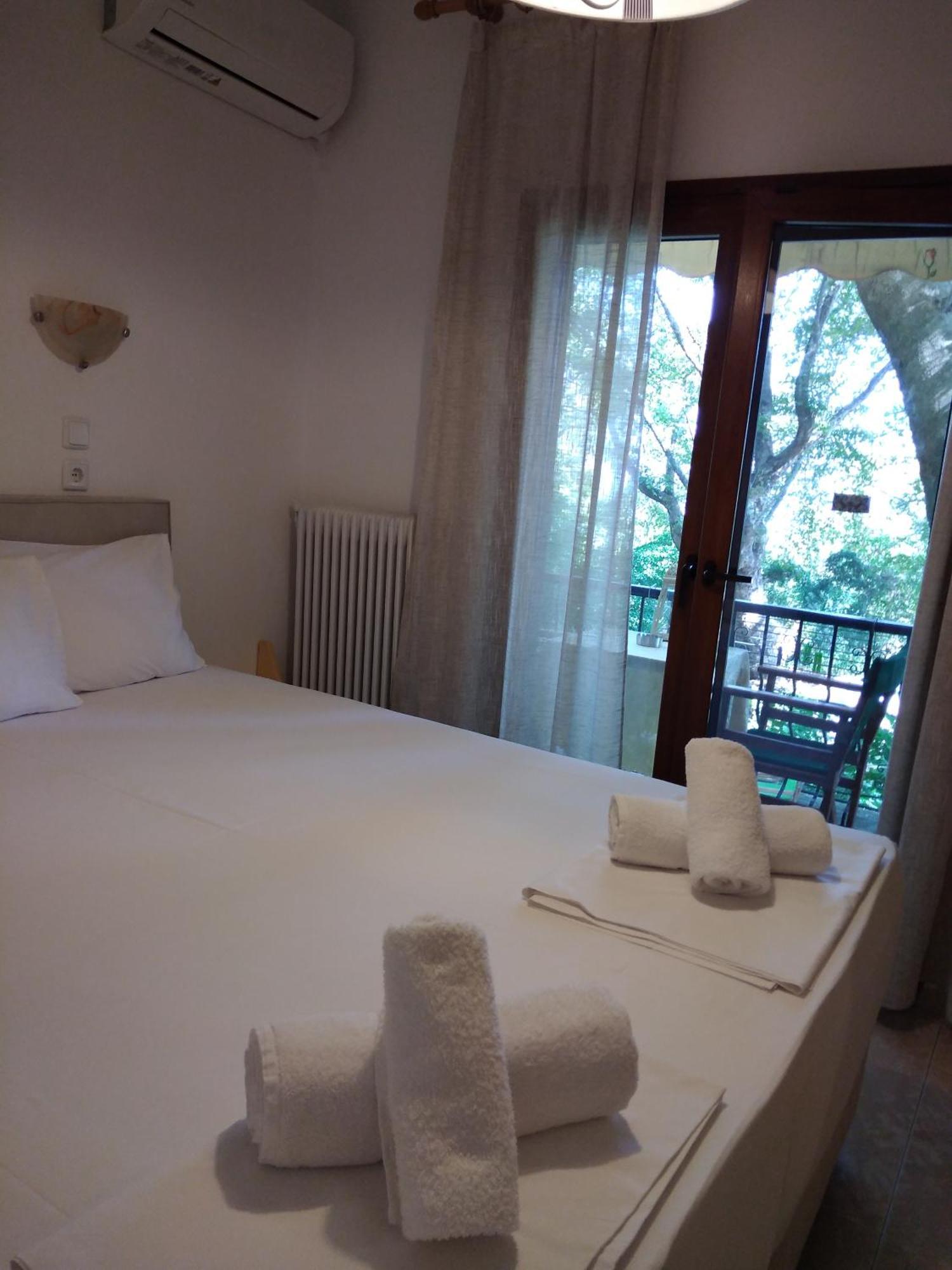 Tasoula Parselia Studios Therma (Samothraki)