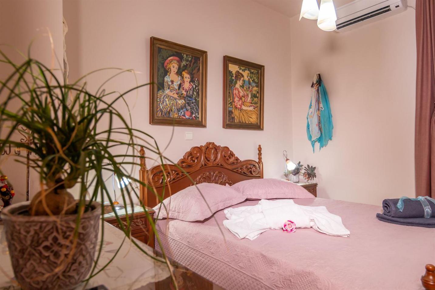 Marathi Apartments Marathi (Crete)