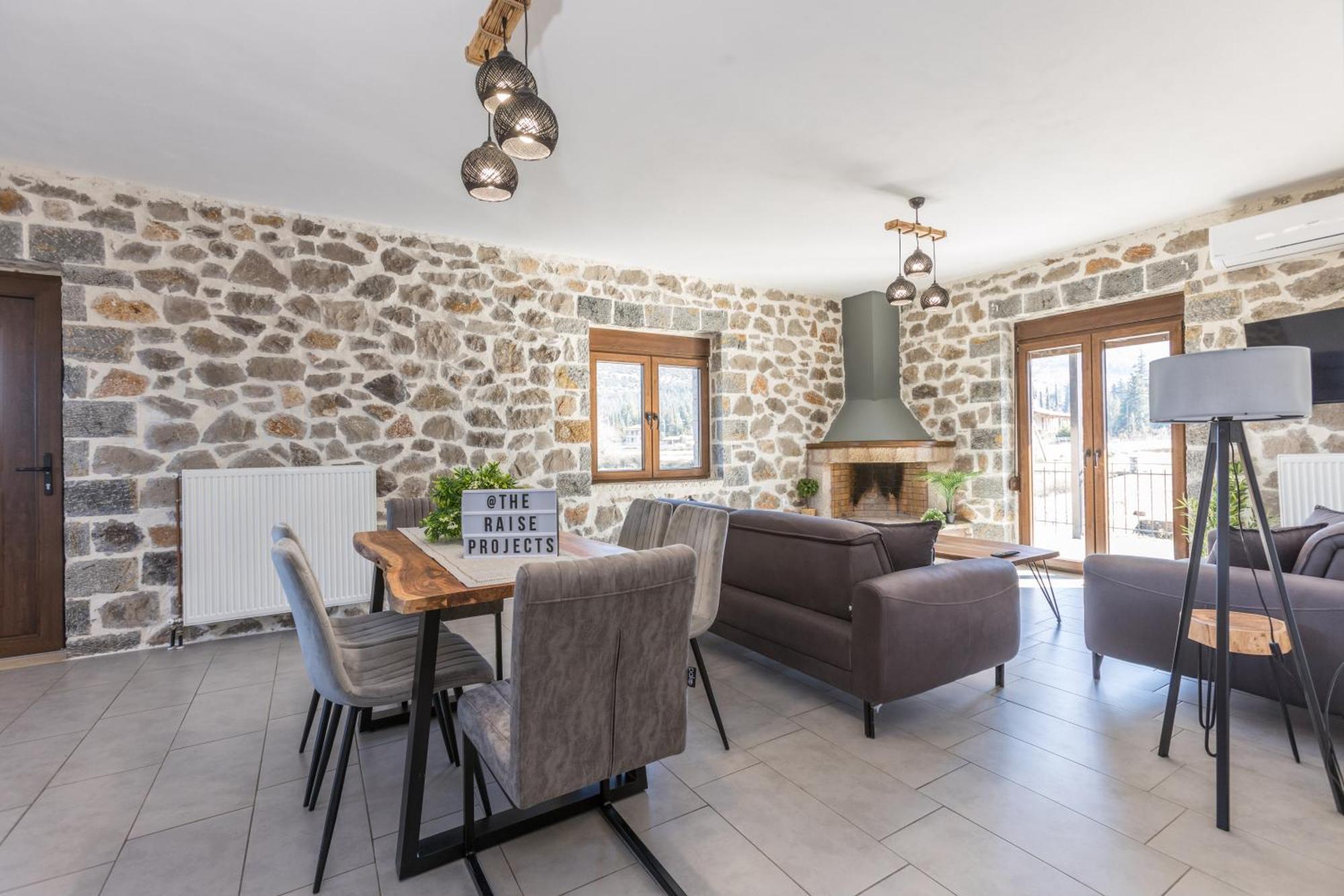 Raise Alpine Escape Apartment Polydrossos