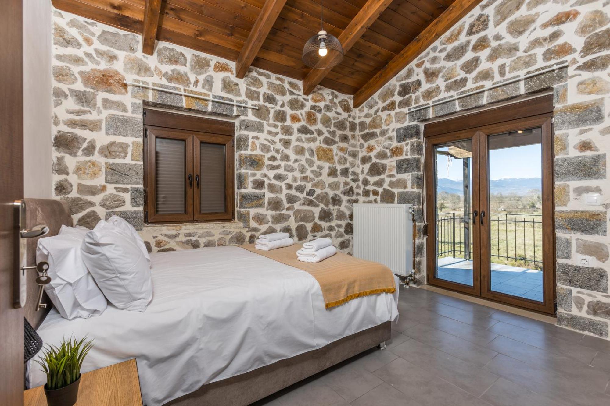 Raise Alpine Escape Apartment *