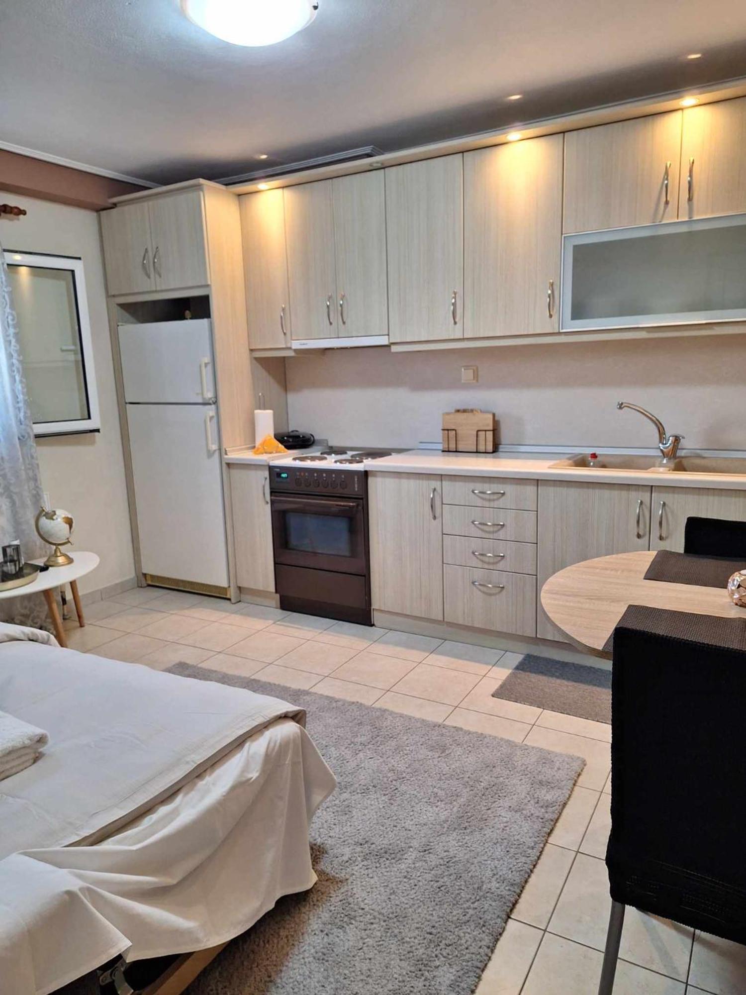 Near The Sea, Apartment *