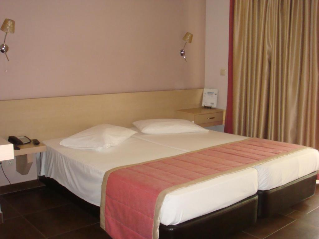 Hotel Ifigenia *
