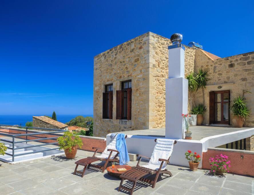 Historic Venetian Castle Ideal For Family Events! Villa Maroulas