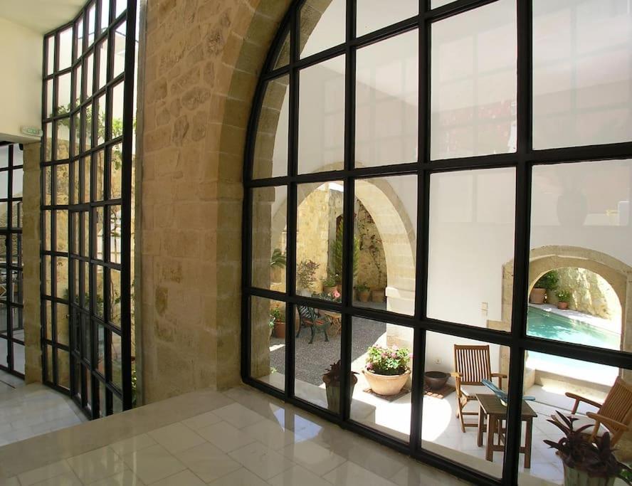 Historic Venetian Castle Ideal For Family Events! Villa