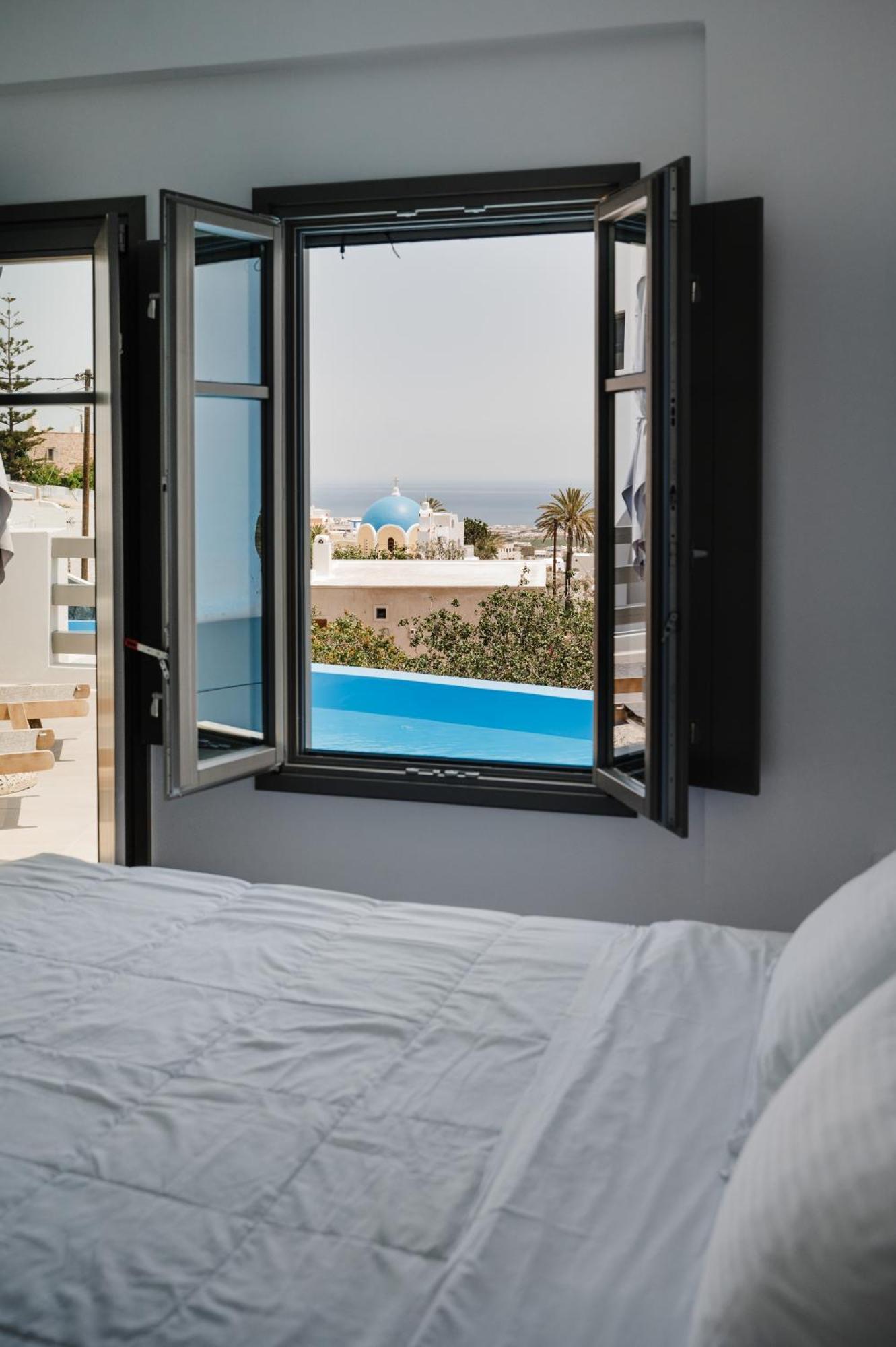 Aparthotel Amphitrite Santorini
