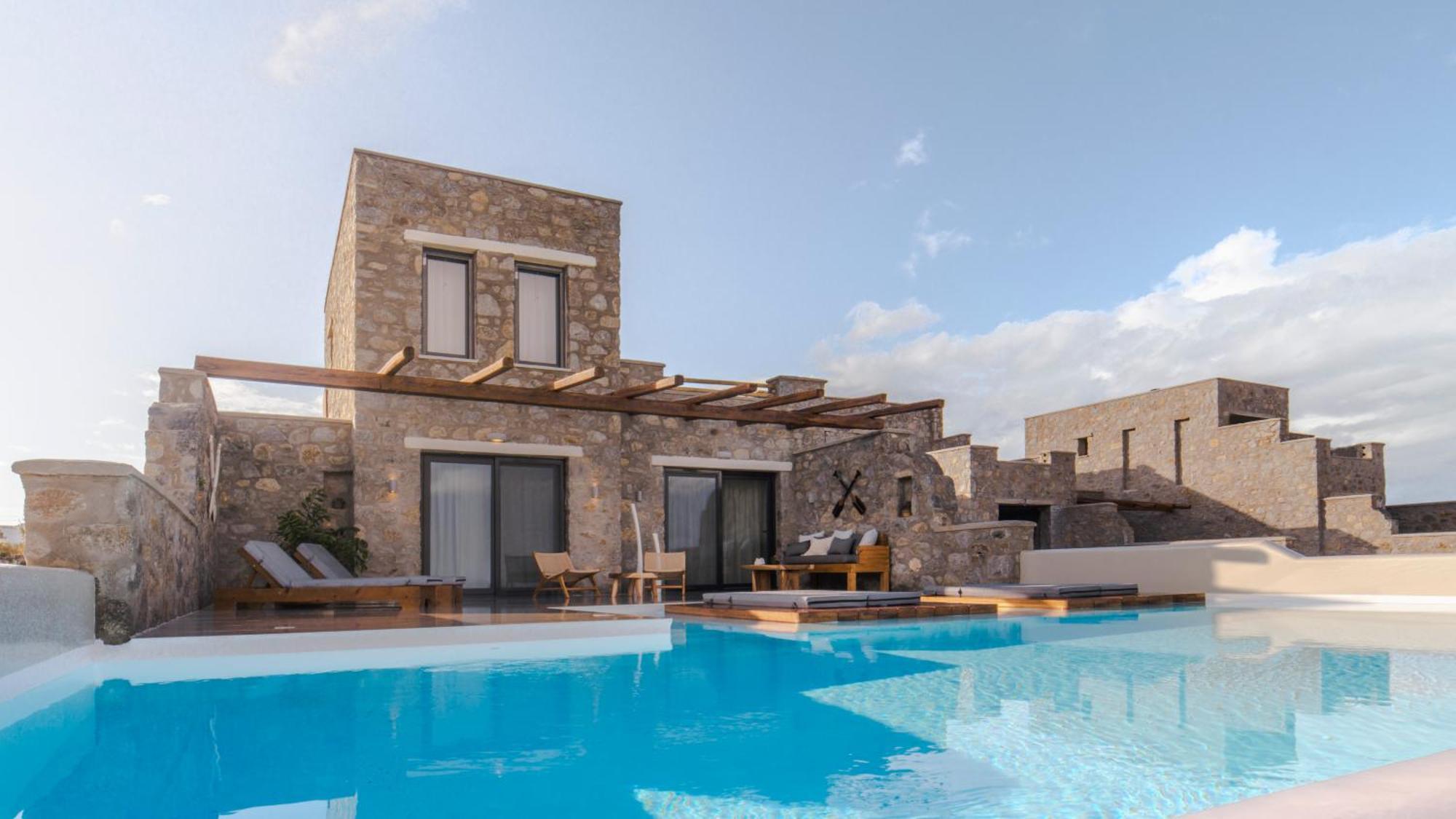 Naxos Privilege