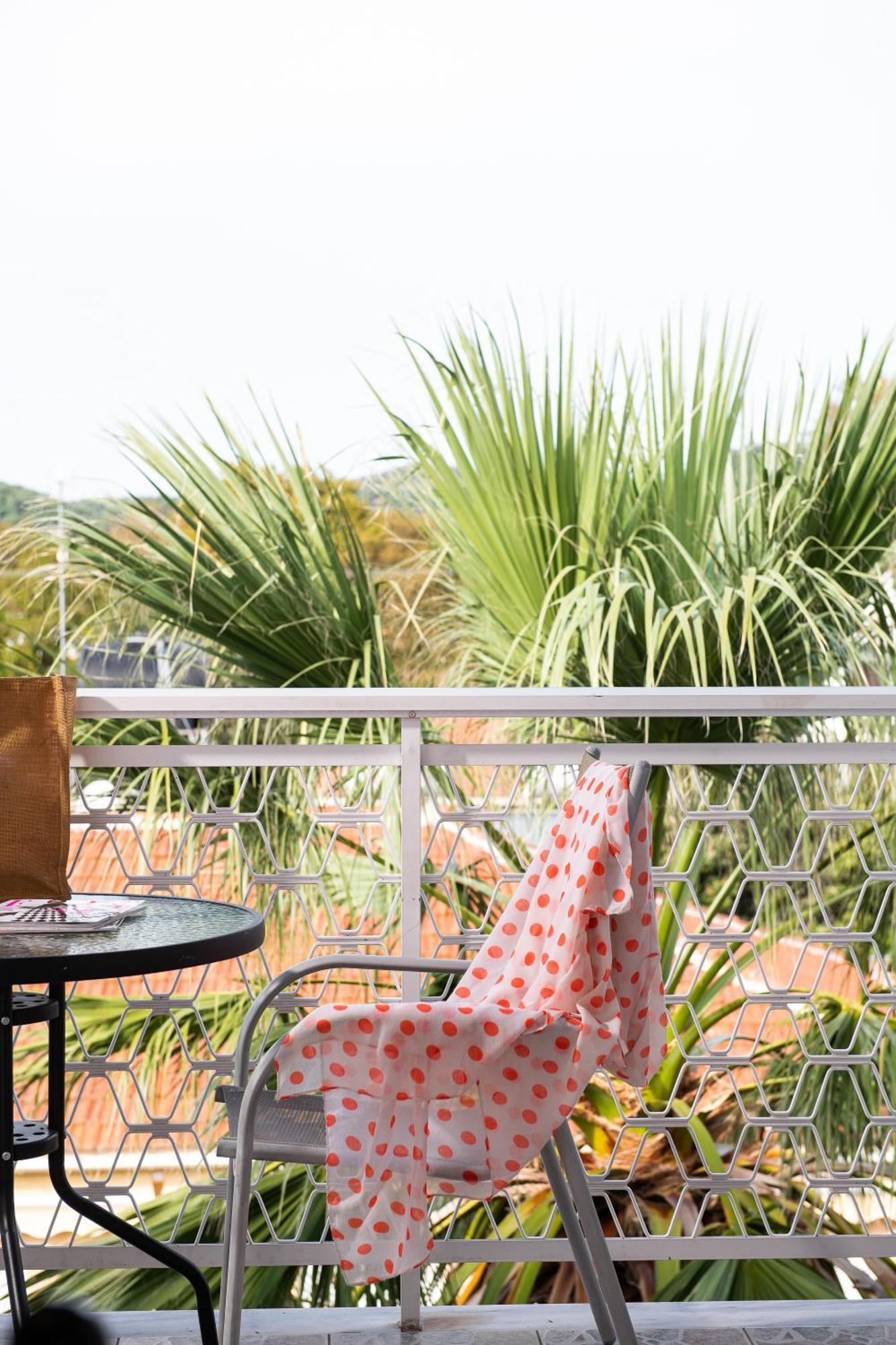 Zoe Seaside Apartment *