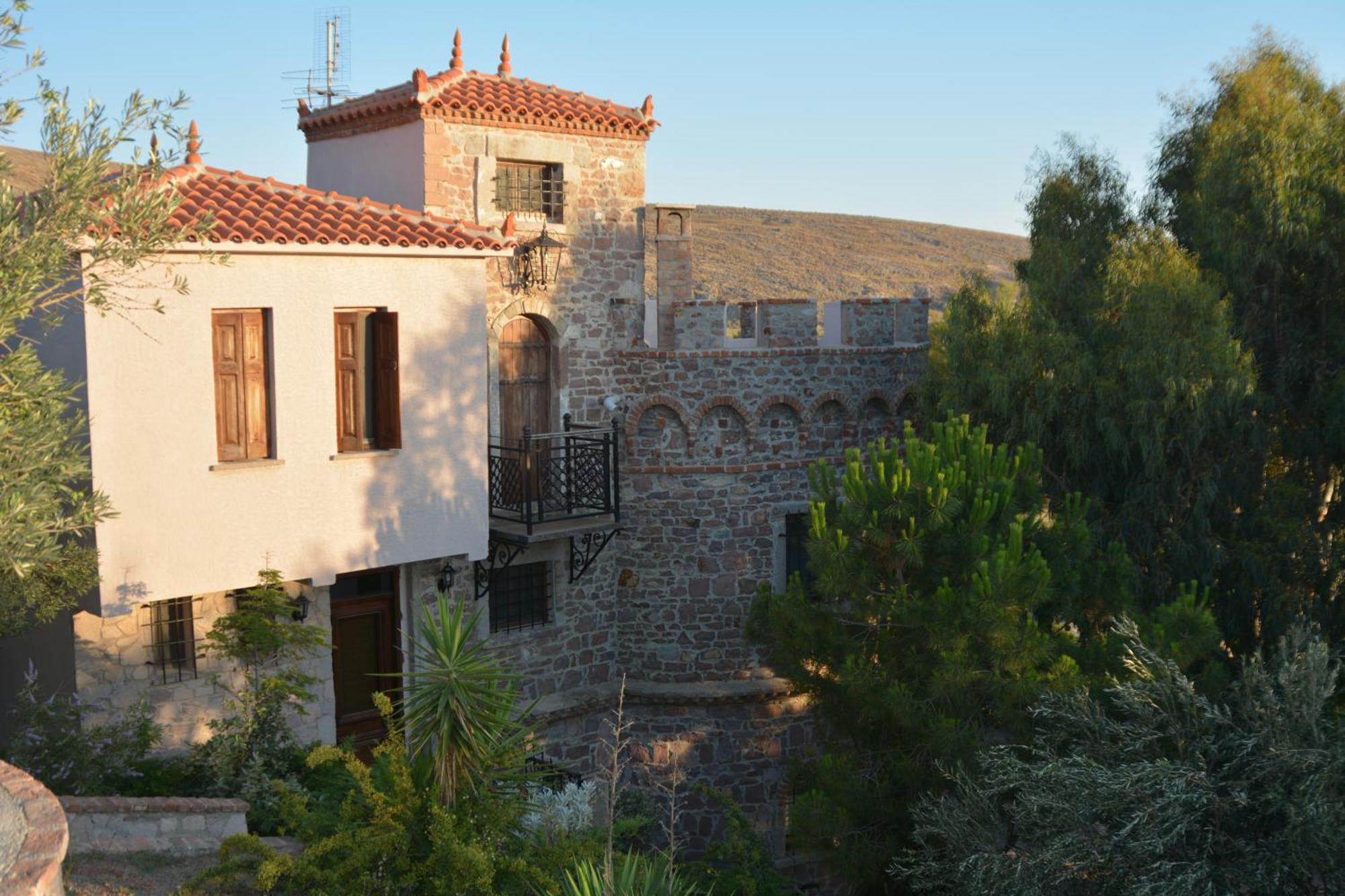 Villa Lesvos Tower House Komninos