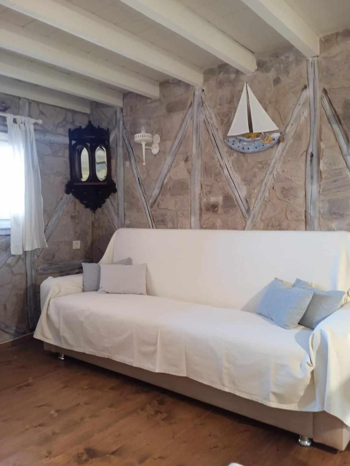 Villa Lesvos Tower House Komninos Sigrion