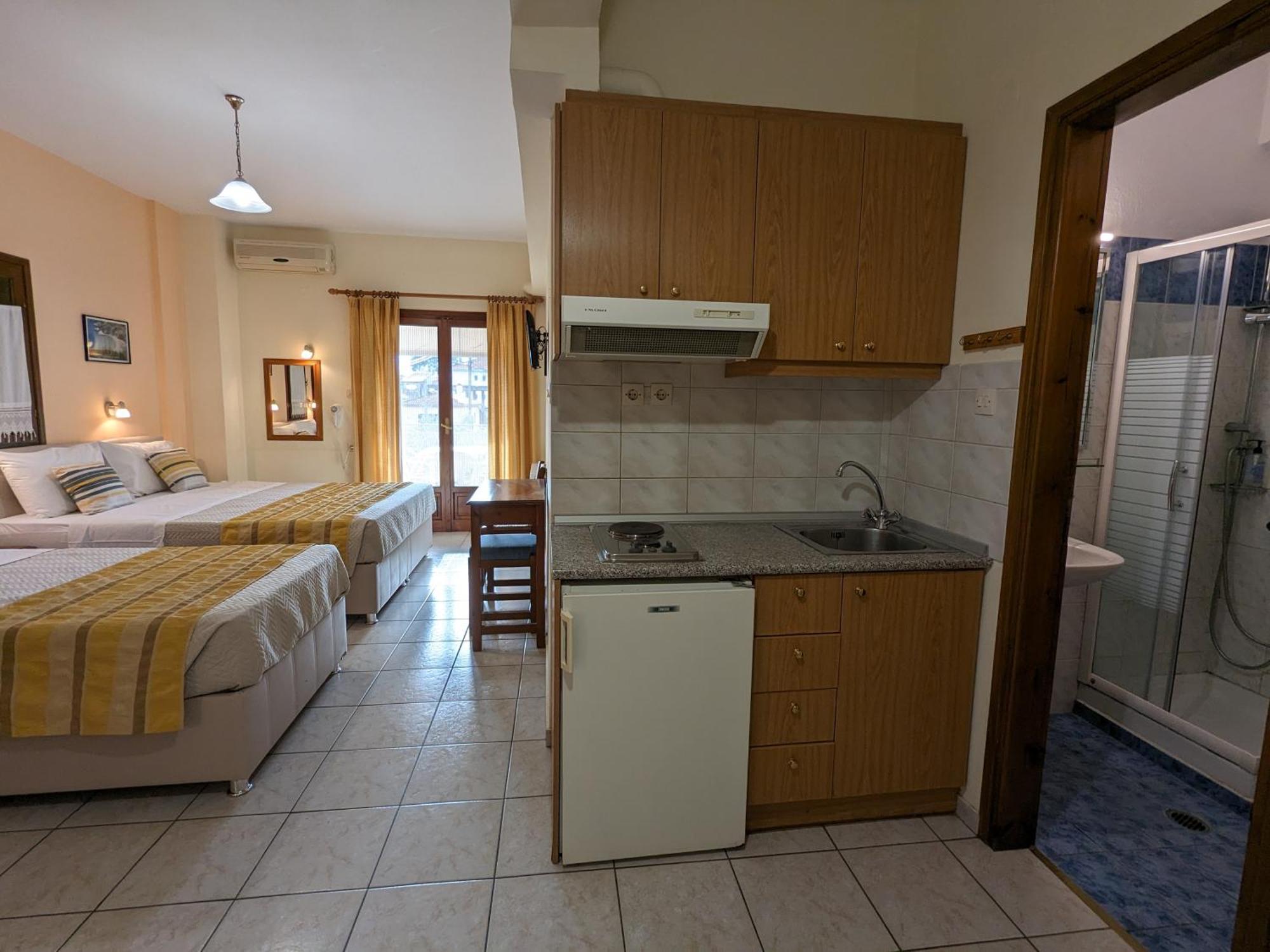 Aparthotel Pagaseon Rooms And Apartments Kala Nera