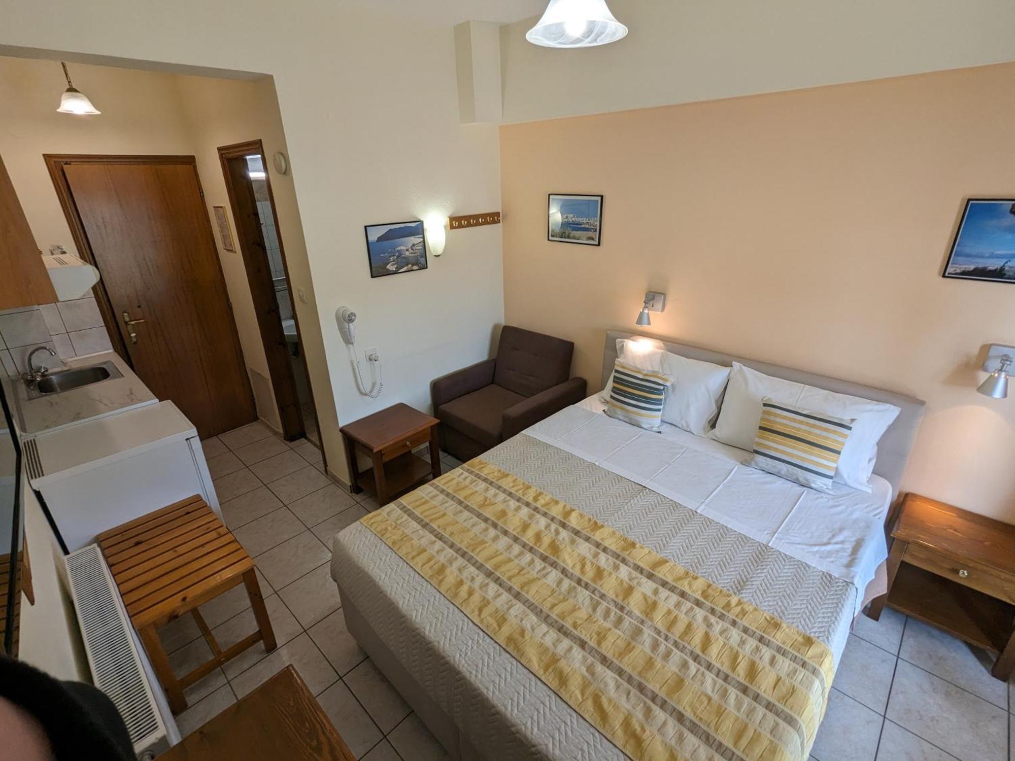 Aparthotel Pagaseon Rooms And Apartments *