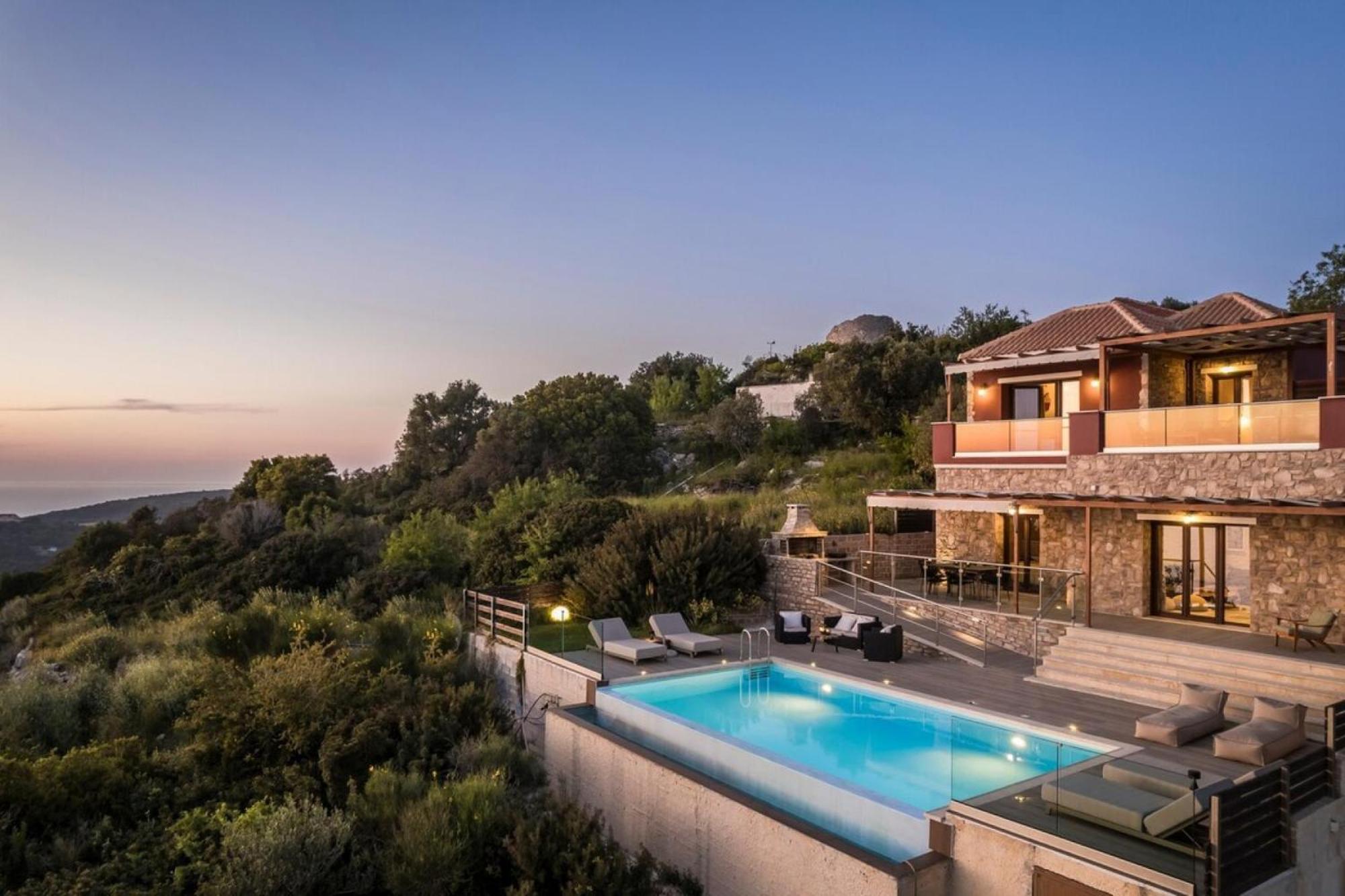 Entheos Private Kefalonia Greece *