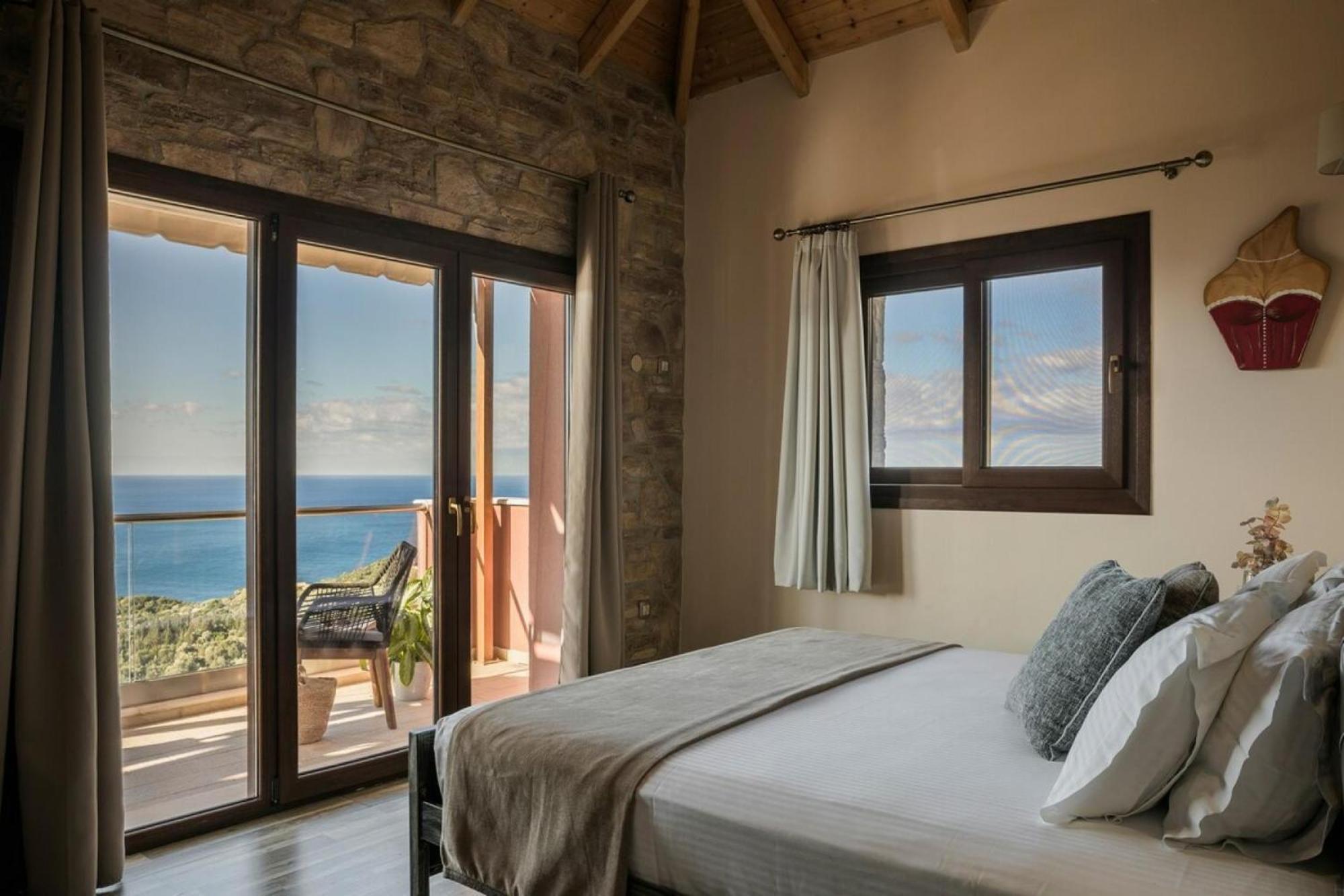 Entheos Private Kefalonia Greece *