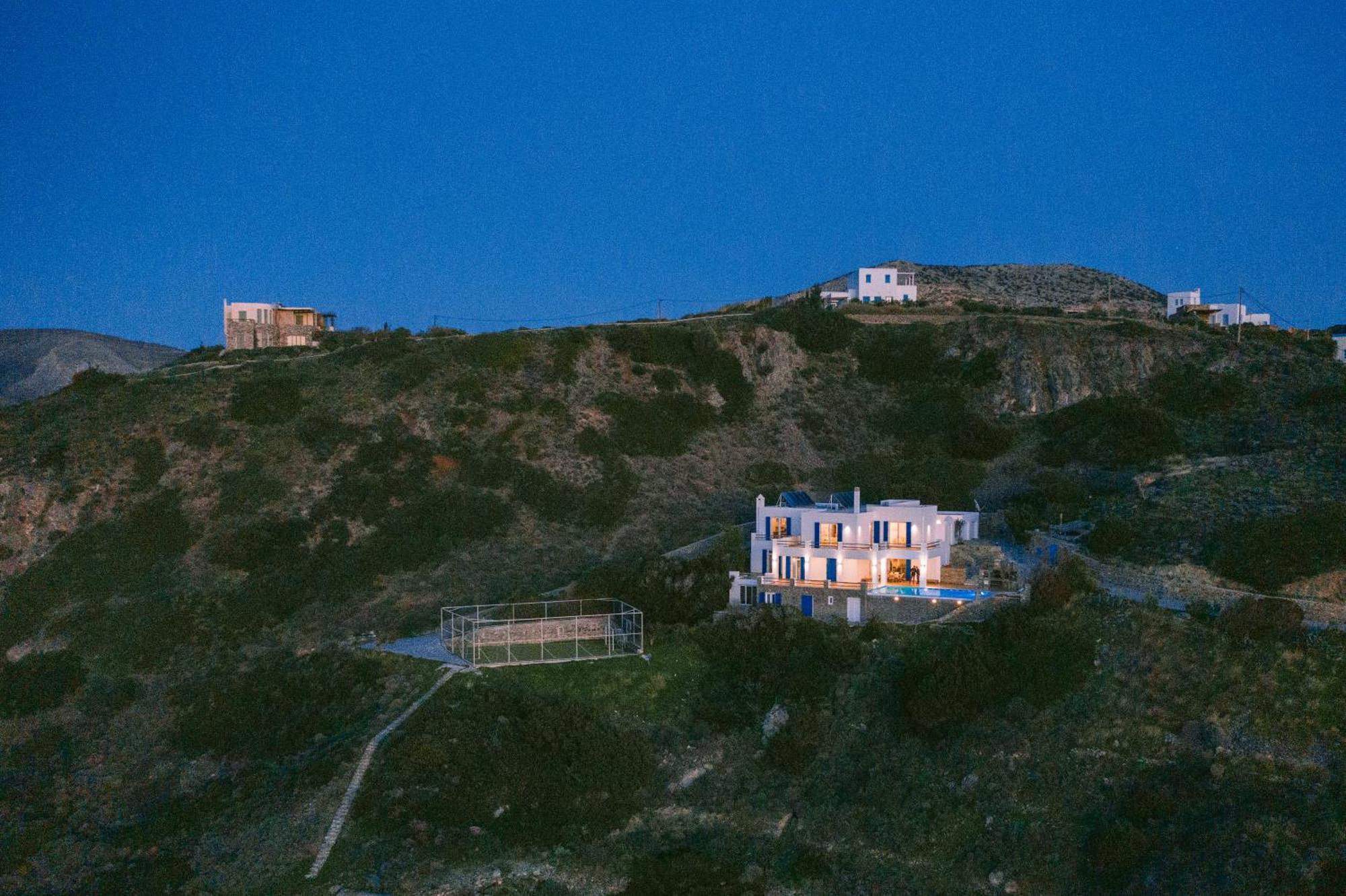 Delfini Villa *