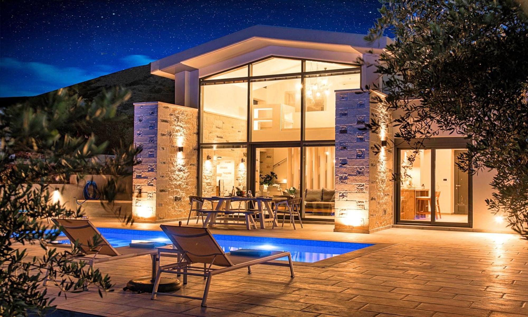 Moonlights Heated Pool Georgioupoli